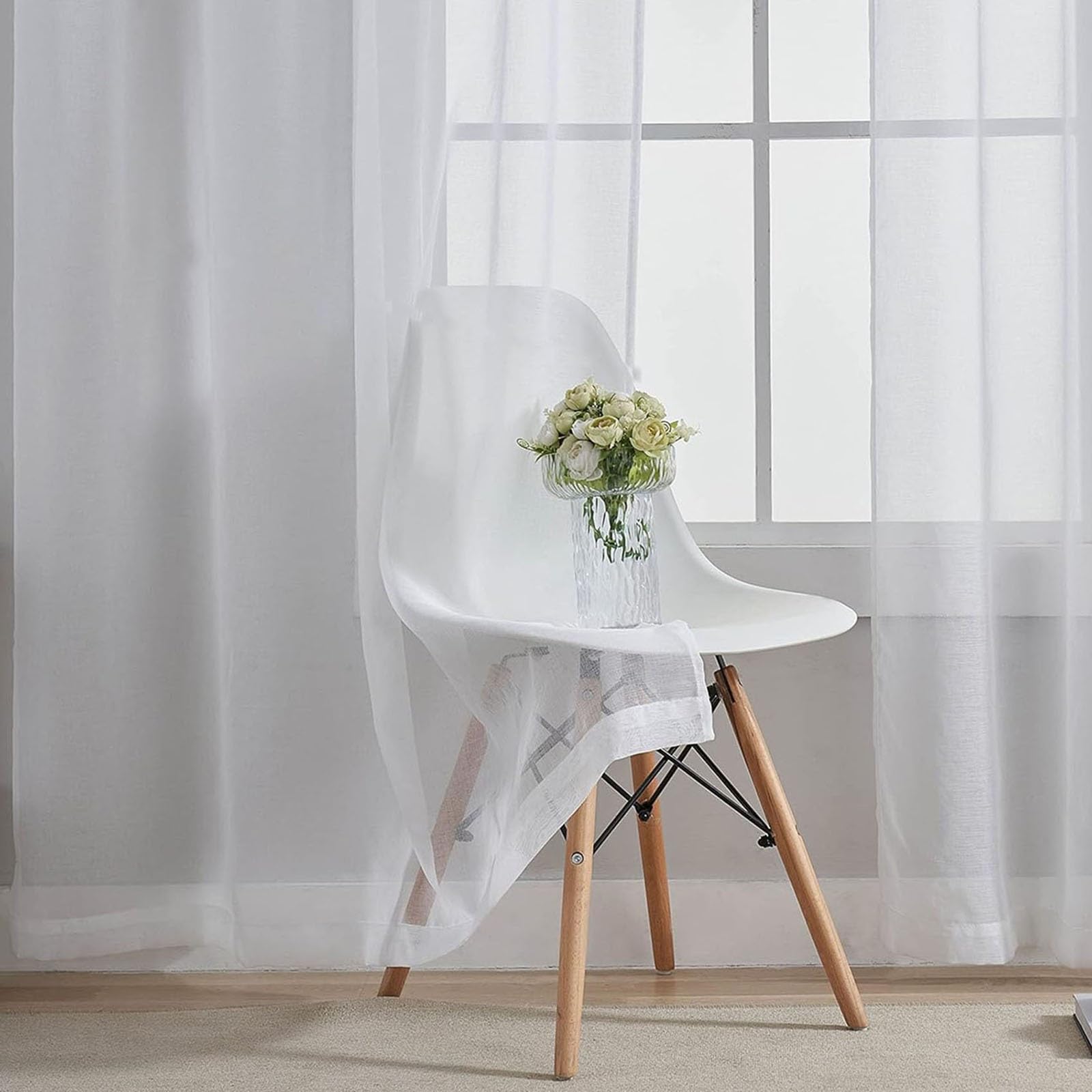 Gardinen mit Ösen 150 x 268 cm Halbtransparent, Transparent Luftig, Einfache Montage, Weich Und Langlebig, Waschbare Vorhang mit Ösen für Wohnzimmer Schlafzimmer Esszimmer, Weiß