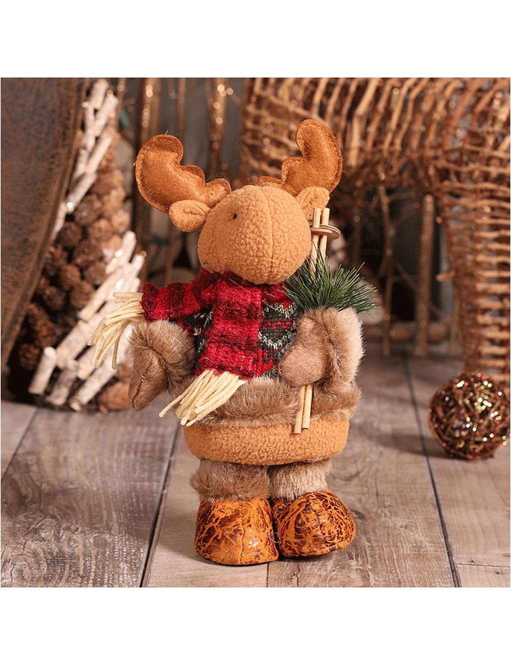Vieil homme de Noël décoration créative de bureau et table de fête pour intérieur chaleureux