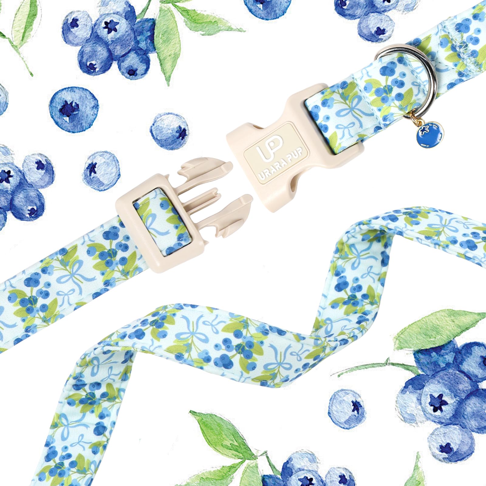 Blueberry Hundehalsband und Fliege, niedliches, verstellbares Welpenhalsband mit Schnellverschluss-Schnalle und schönem Blaubeer-Charm, für kleine, mittelgroße und große Hunde
