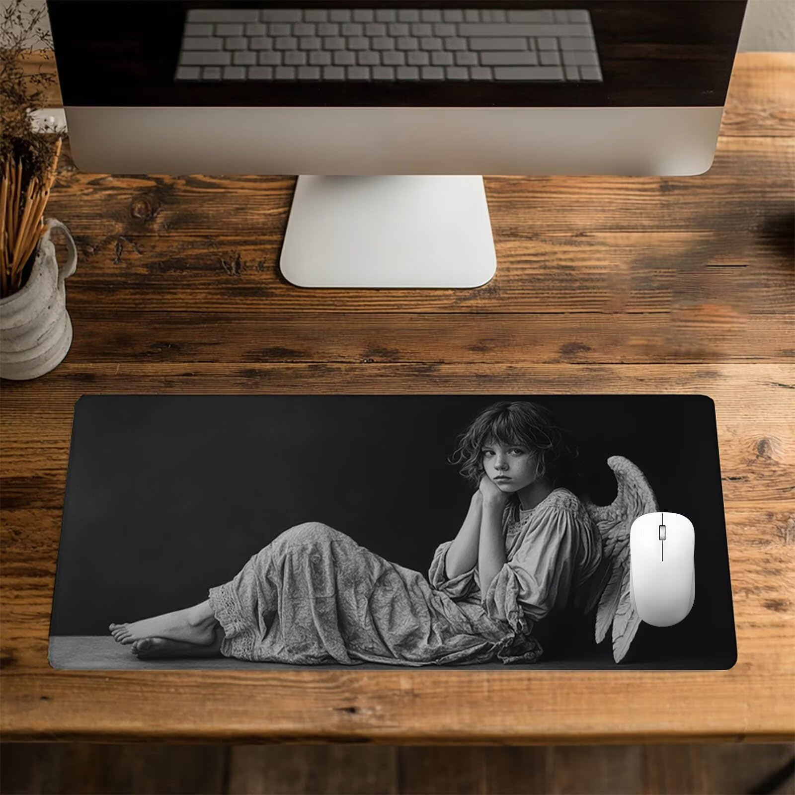 Czarna podkładka pod mysz XXL 120 x 60 x 0,3 cm, pod ręką skrzydło biurowe z antypoślizgową i wodoodporną gumową podstawą, poprawia precyzję i szybkość, do gier, do pracy biurowej 1131GYL