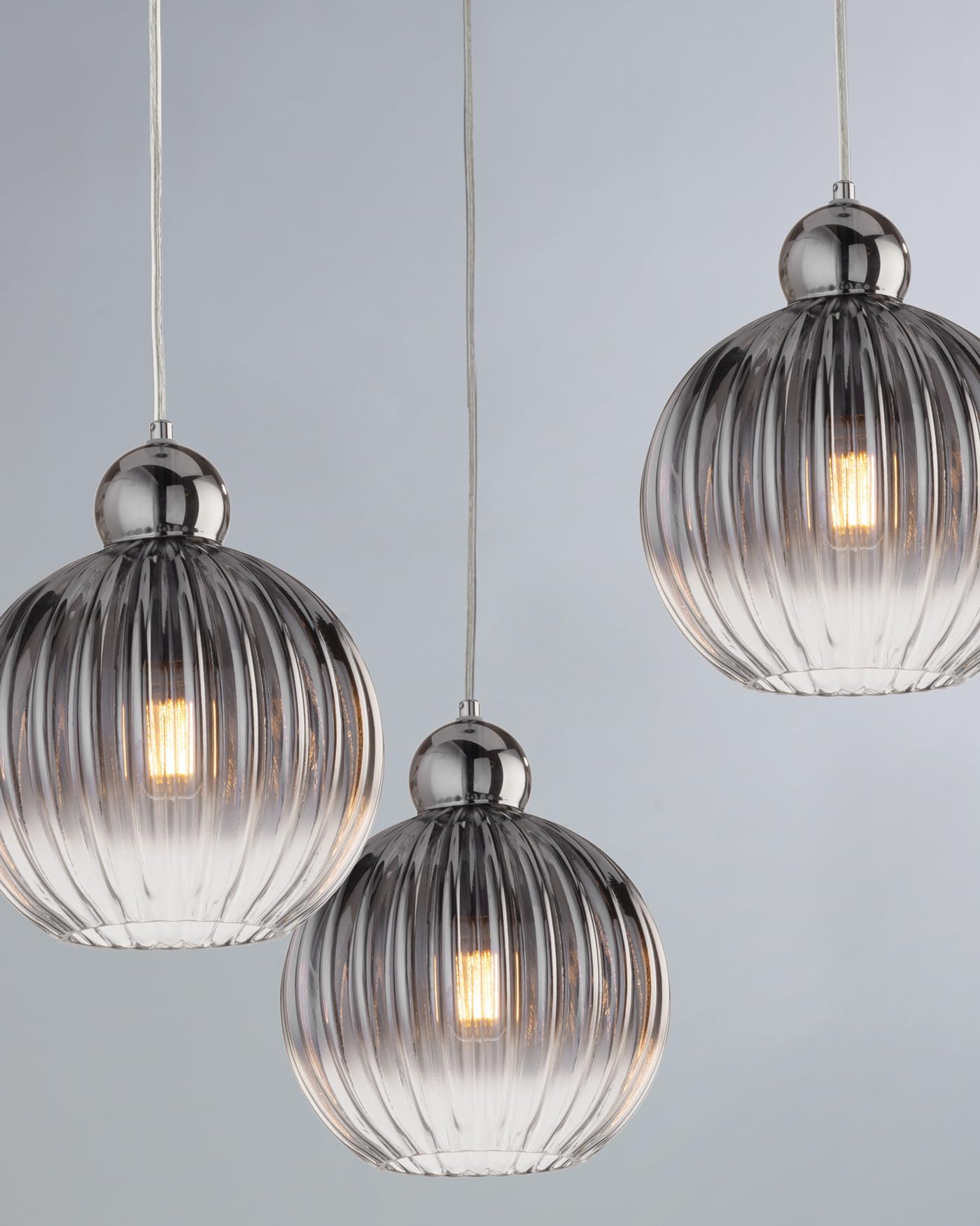 LEOLUX OMER 3 Lampadario a Sospensione 3 Luci – Design Moderno con Sfere in Vetro - Cavi Regolabili - Attacco E27 – Ideale per Cucina - Soggiorno e Zona Pranzo