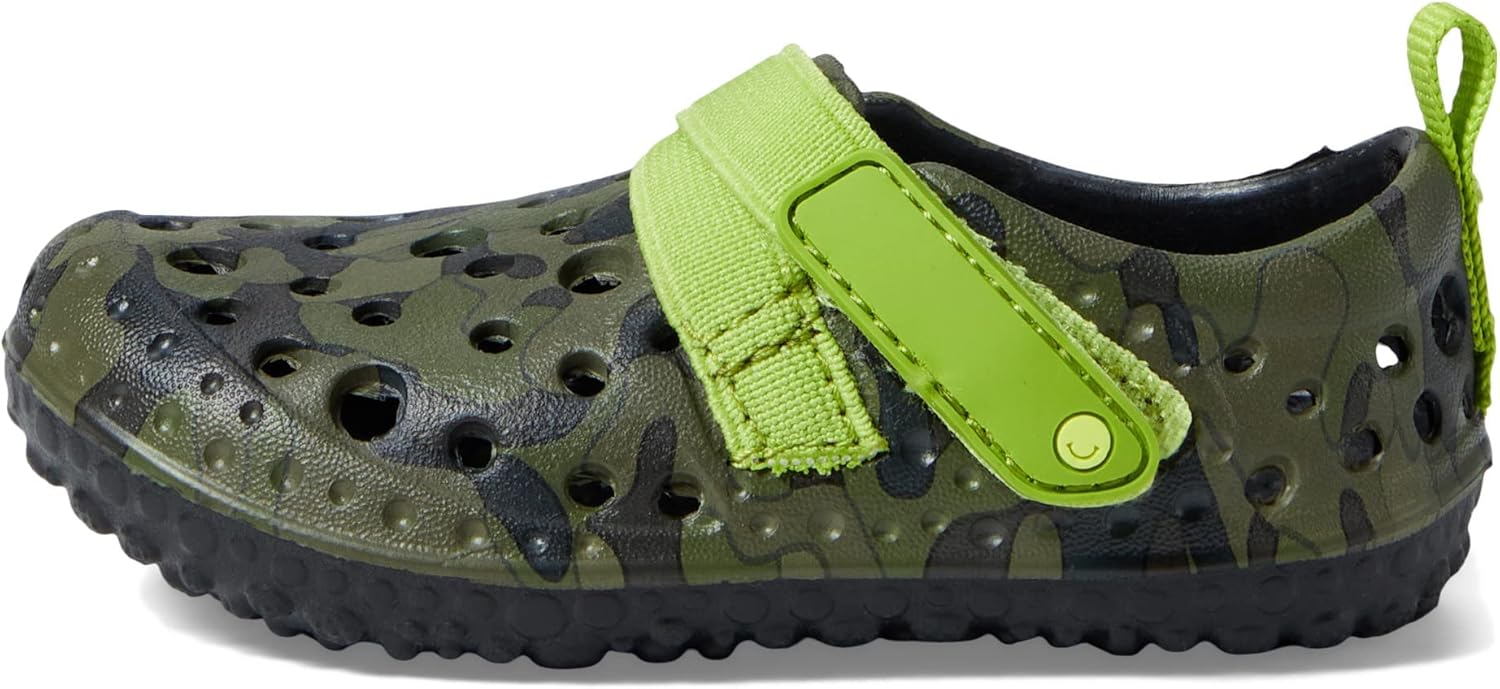 Western Chief Boy's Lightweight, Comfortable EVA Play Water Shoe Sandal (Toddler/Little Kid) Mossy Camo 12 Little Kid M