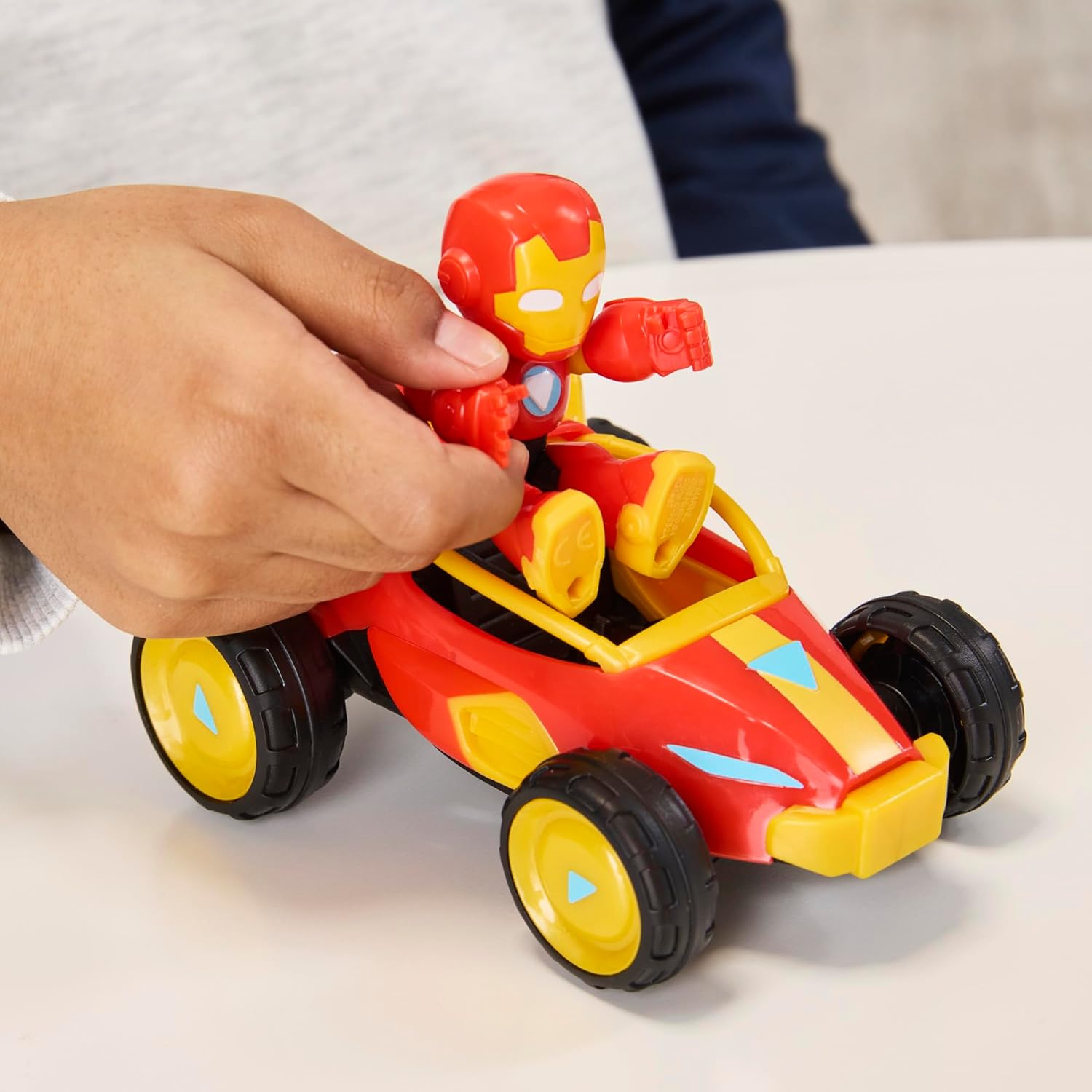 Marvel Iron Man and His Awesome Friends Iron Racer Action Figure & Toy Vehicle, 3-Inch Action Figures, Super Hero Toys for Kids, Ages 3+