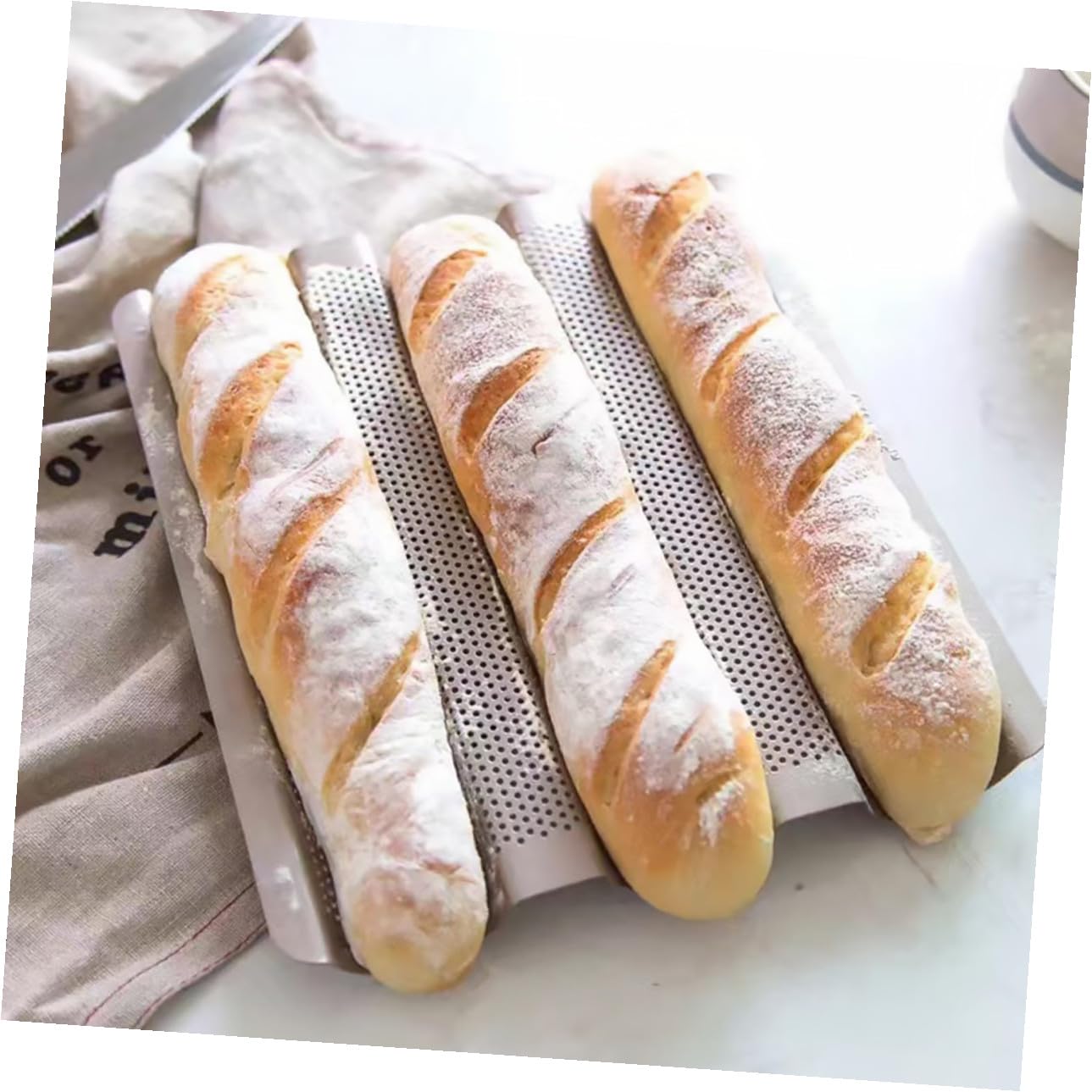 2 pièces Moule à Baguette Antiadhésif Compartiments Acier Doré Outil de Cuisson Pratique Moule Pâtisserie pour Français Facile à Nettoyer et Réutilisable