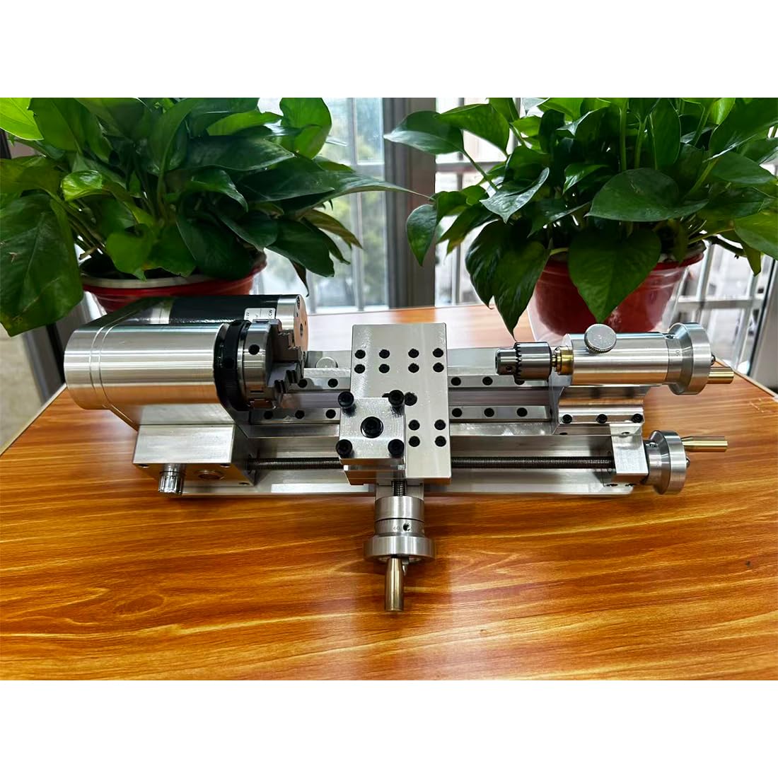 DIY Mini Metalldrehmaschine, Benchtop Präzisions-Mini-Drehmaschine mit 3-Backenfutter, beweglichem Reitstock und Bleischraube, Desktop-Metallbearbeitungsdrehmaschine zum Drehen, Bohren, Einfädeln