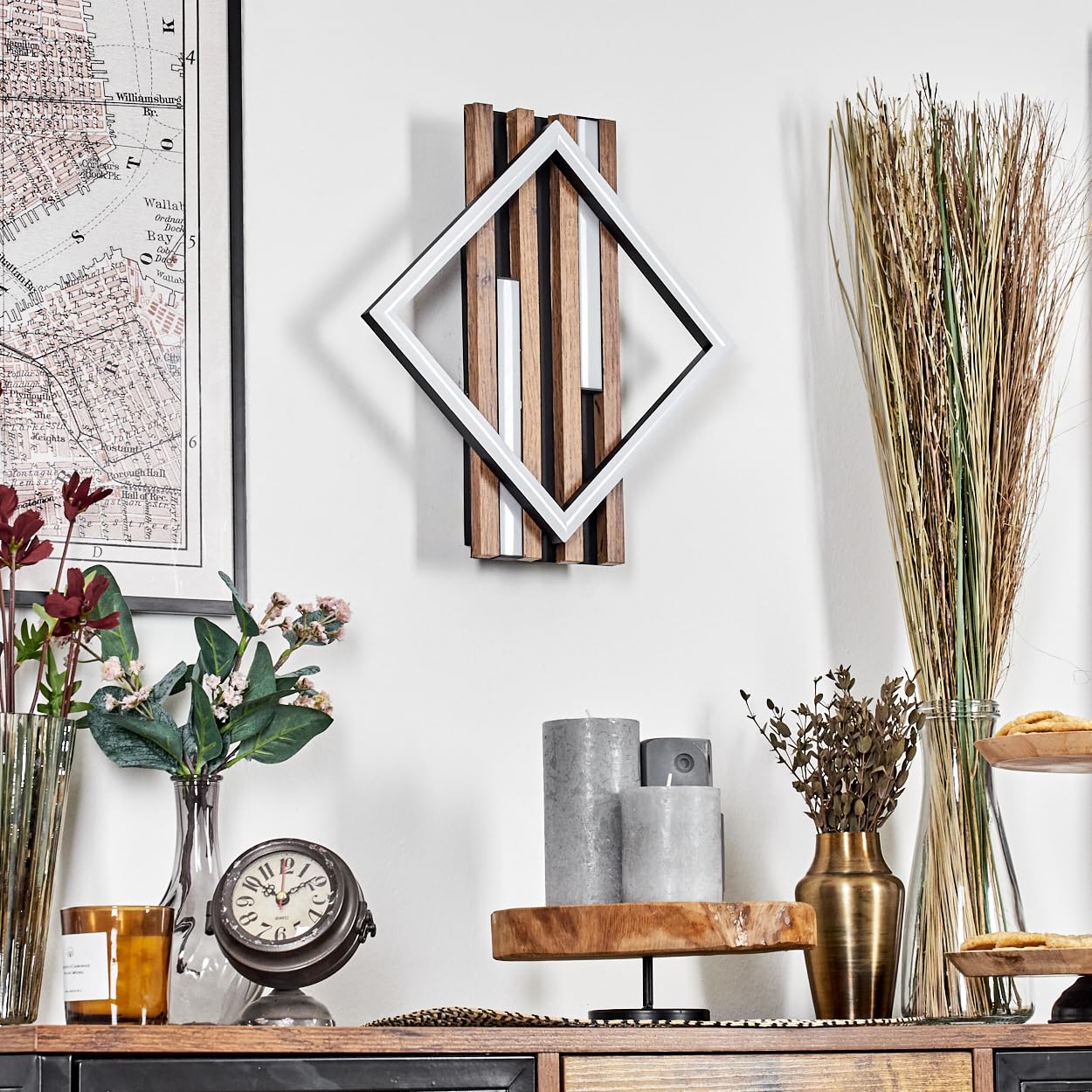 Hofstein Wandleuchte »Osacca« Wand-Lampe, Halbrunde Designer Effektlampe In Modernem Chrom Ohne Leuchtmittel Mit Schlitzen Die Wandbeleuchtung Funktioniert Mit Led Oder Halogen S0s1l0y6