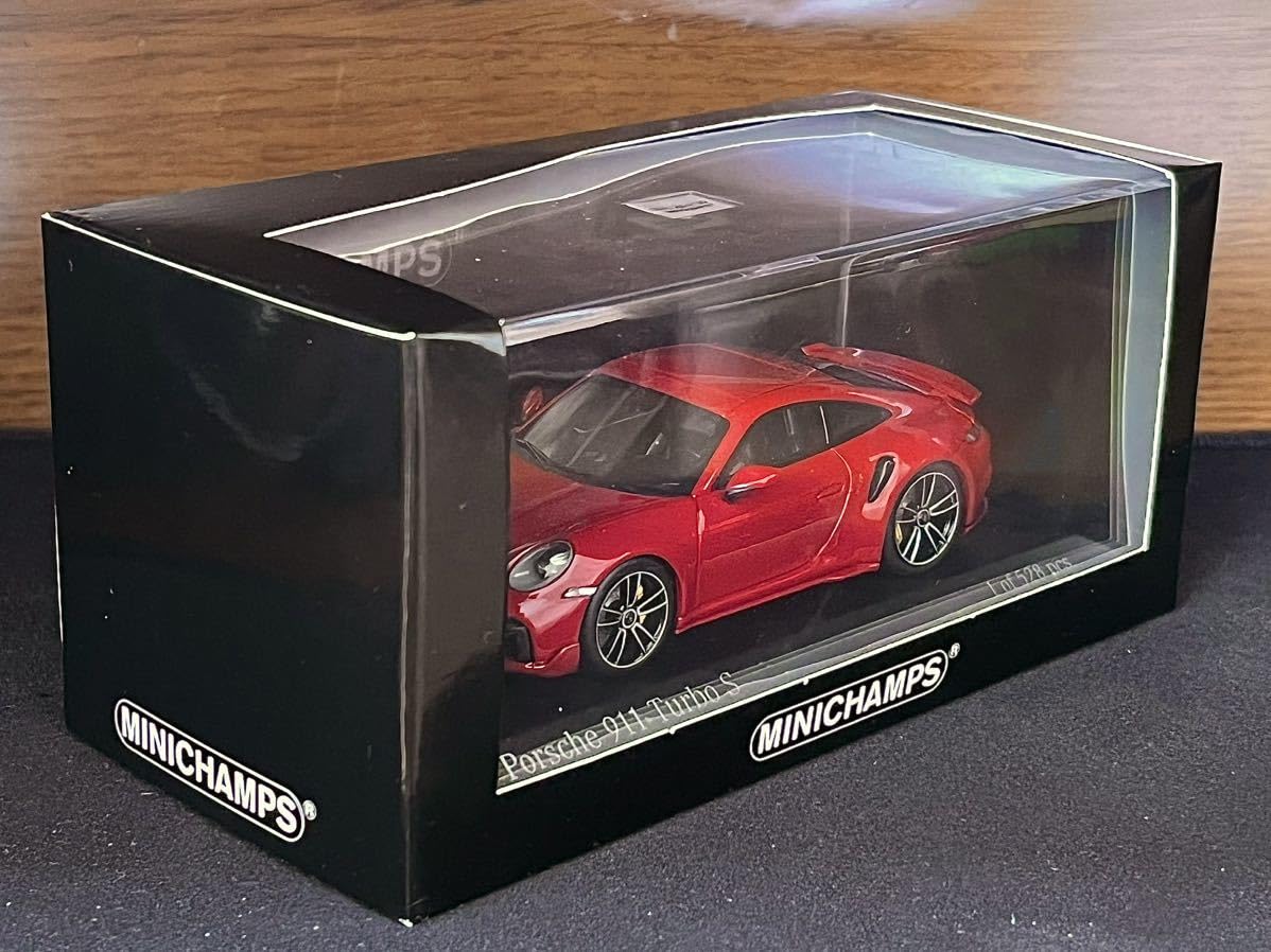 ミニチャンプス　1/43 Porsche ポルシェ　911 turbo s 新品 943 068123 ミニチャンプス 1/43 ポルシェ Porsche 928 S