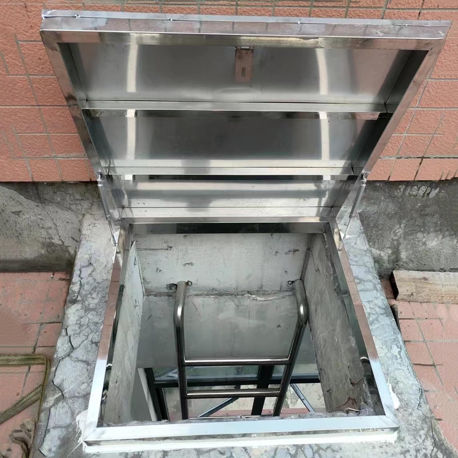 Puerta de Acceso a Techo a prueba de fugas con claraboya metálica impermeable y duradera