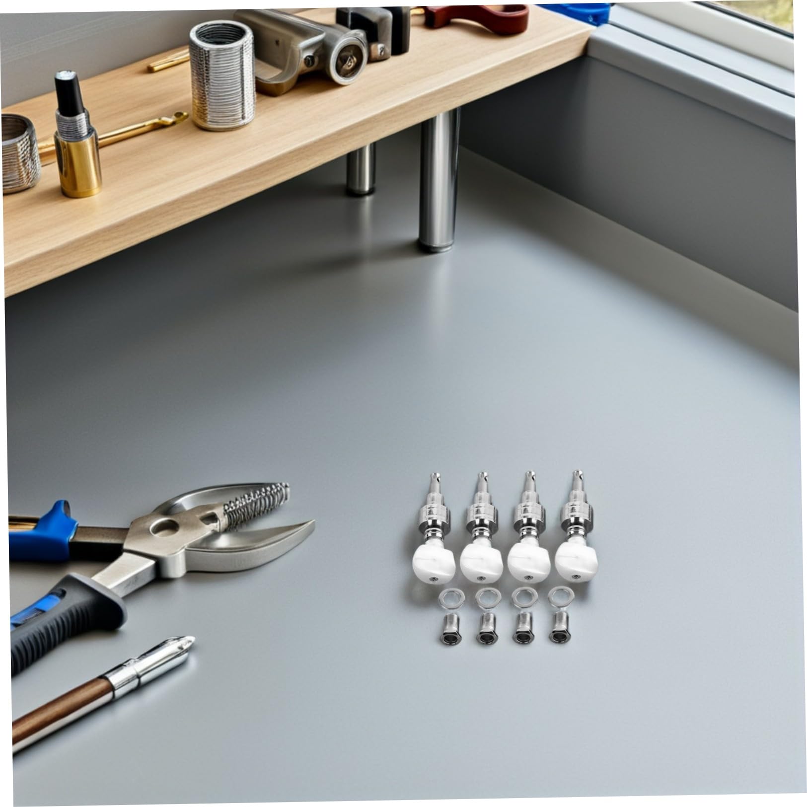 4 Stück Banjo Teile aus Metall mit 4 Stimmwirbeln und 4 Buchsen in Silber Hohe Zuverlässigkeit und Schönes Design für Banjo Zubehör
