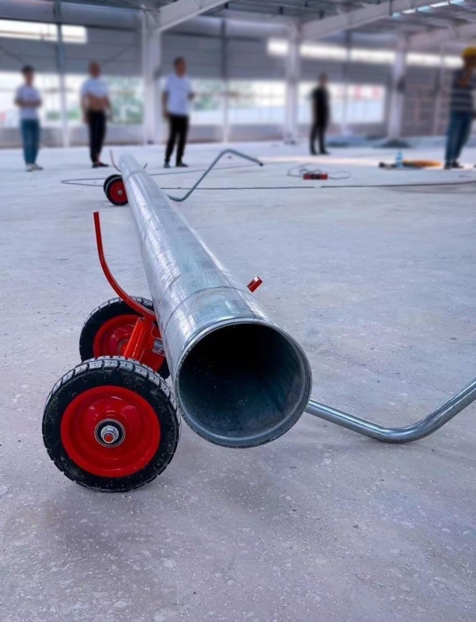 Carrello trasportatore per tubi pesanti - gomme solide per la