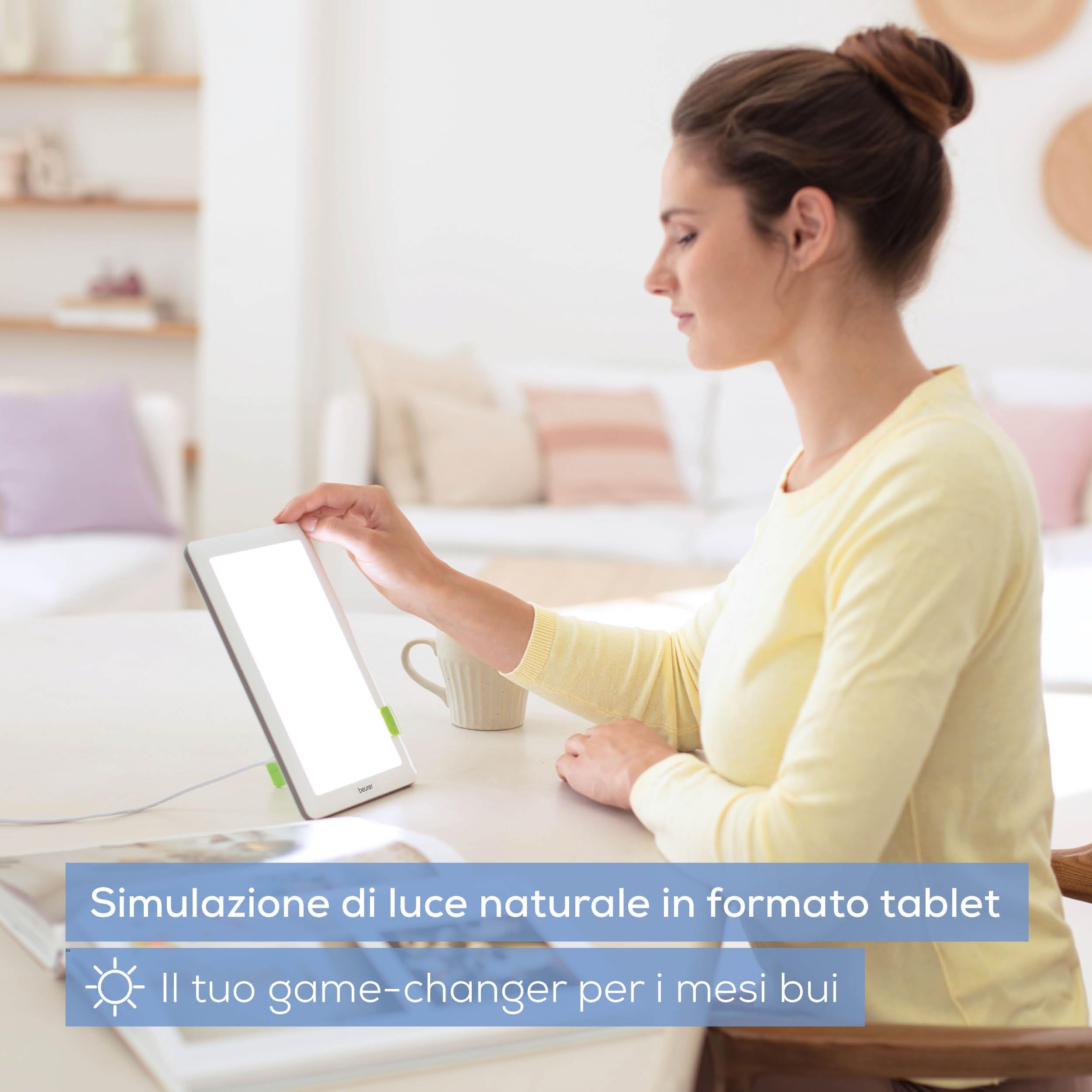 Beurer TL 30 Lampada che Simula la Luce Naturale del Giorno 10mila lux, Lampada SAD per Benessere nei Mesi con poco Sole, Compatta per Scrivania o da Viaggio e Regolazione Variabile, Tecnologia LED