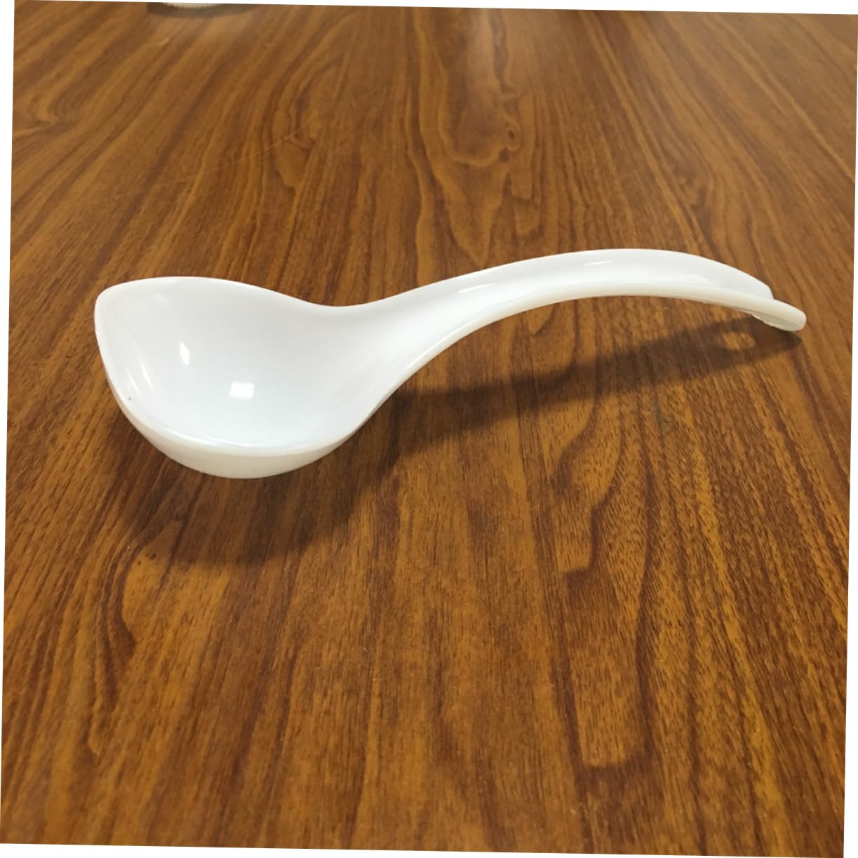 minkissy 10pcs Plastic Handle Soup Spoons Kitchen Utensils for Soup Porridge and Rice Easy to Clean White Plastic Scoop for Everyday Use