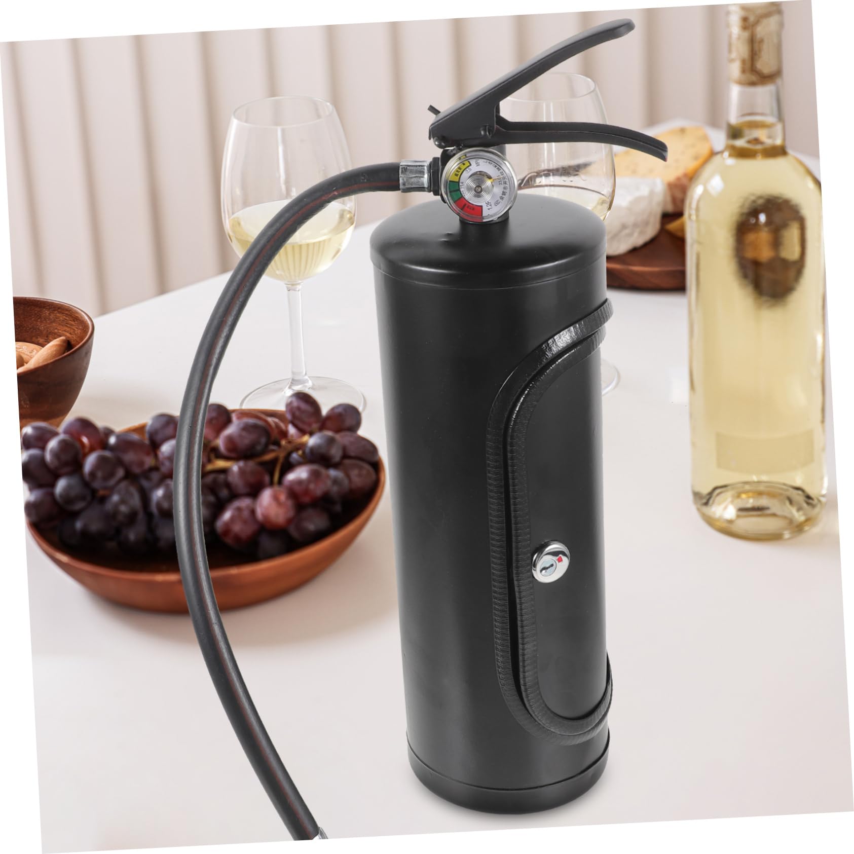 Estintore Portabottiglie – Nascondi Il Vino Con Stile E Sorpresa!