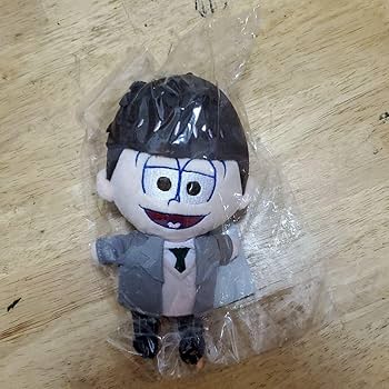 Amazon.co.jp: おそ松さん おきがえパラダイス ぬいぐるみ 18歳