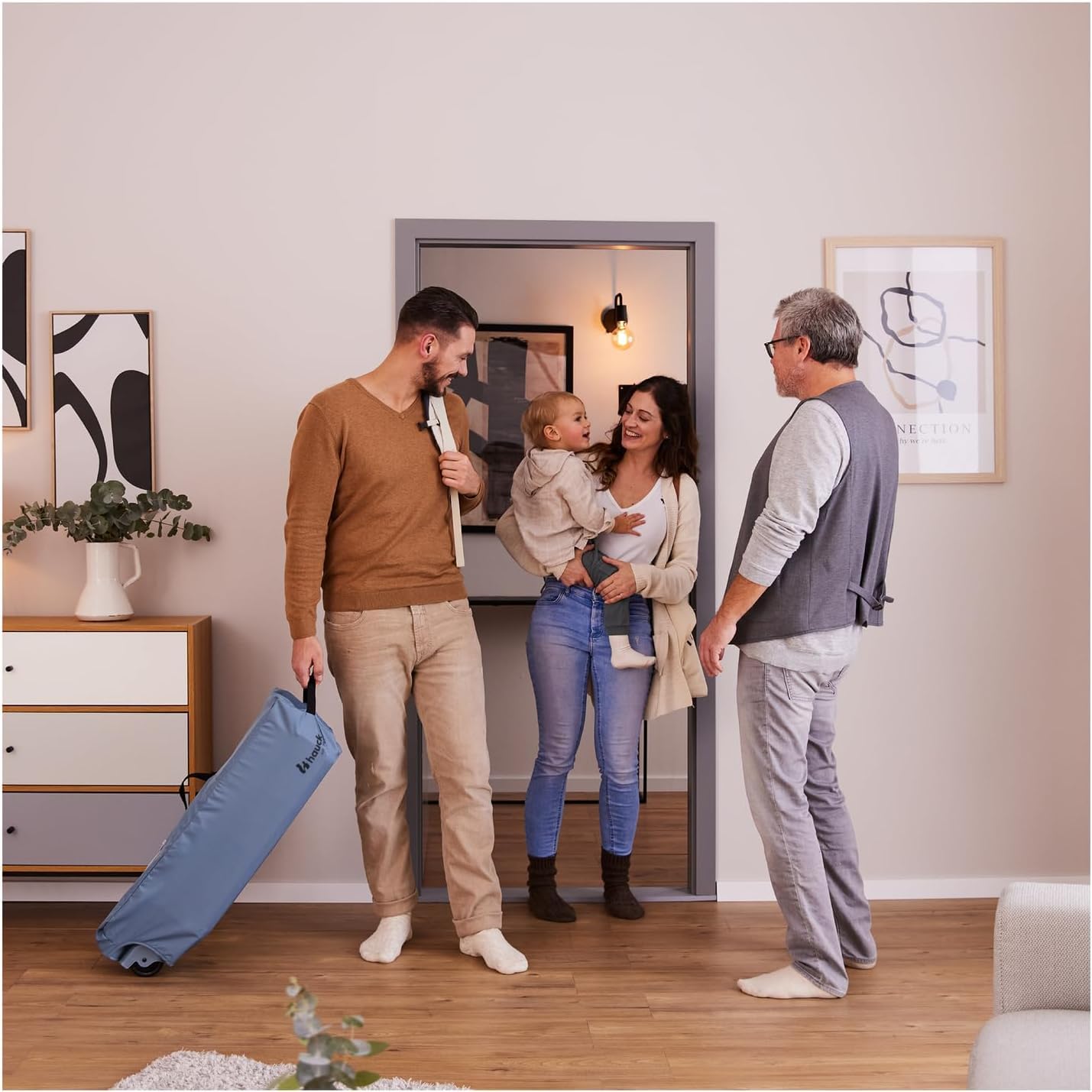 hauck Sleep N Play Go Plus łóżeczko podróżne dla dzieci z kółkami, torba transportowa i duży pokrowiec do zabawy, małe składane, łóżeczko podróżne dla niemowląt od urodzenia do 15 kg, (Dusty Blue)