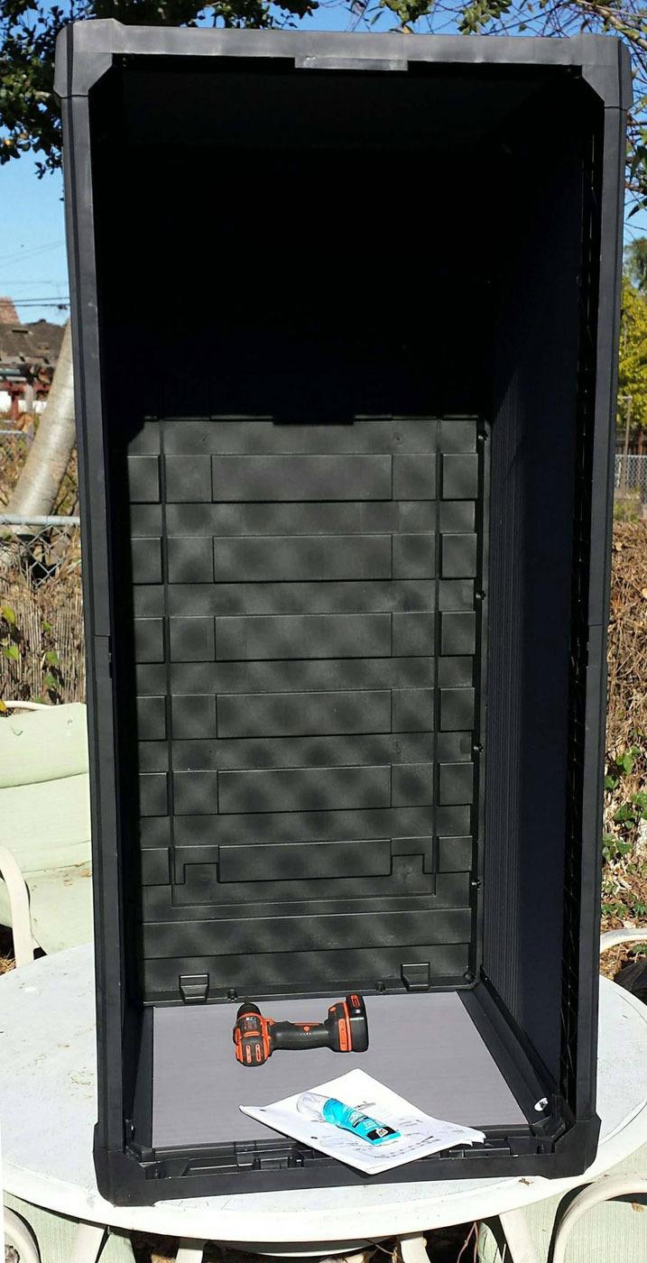 Keter Premier 150 Gallon Deck Box with Polypropylene
