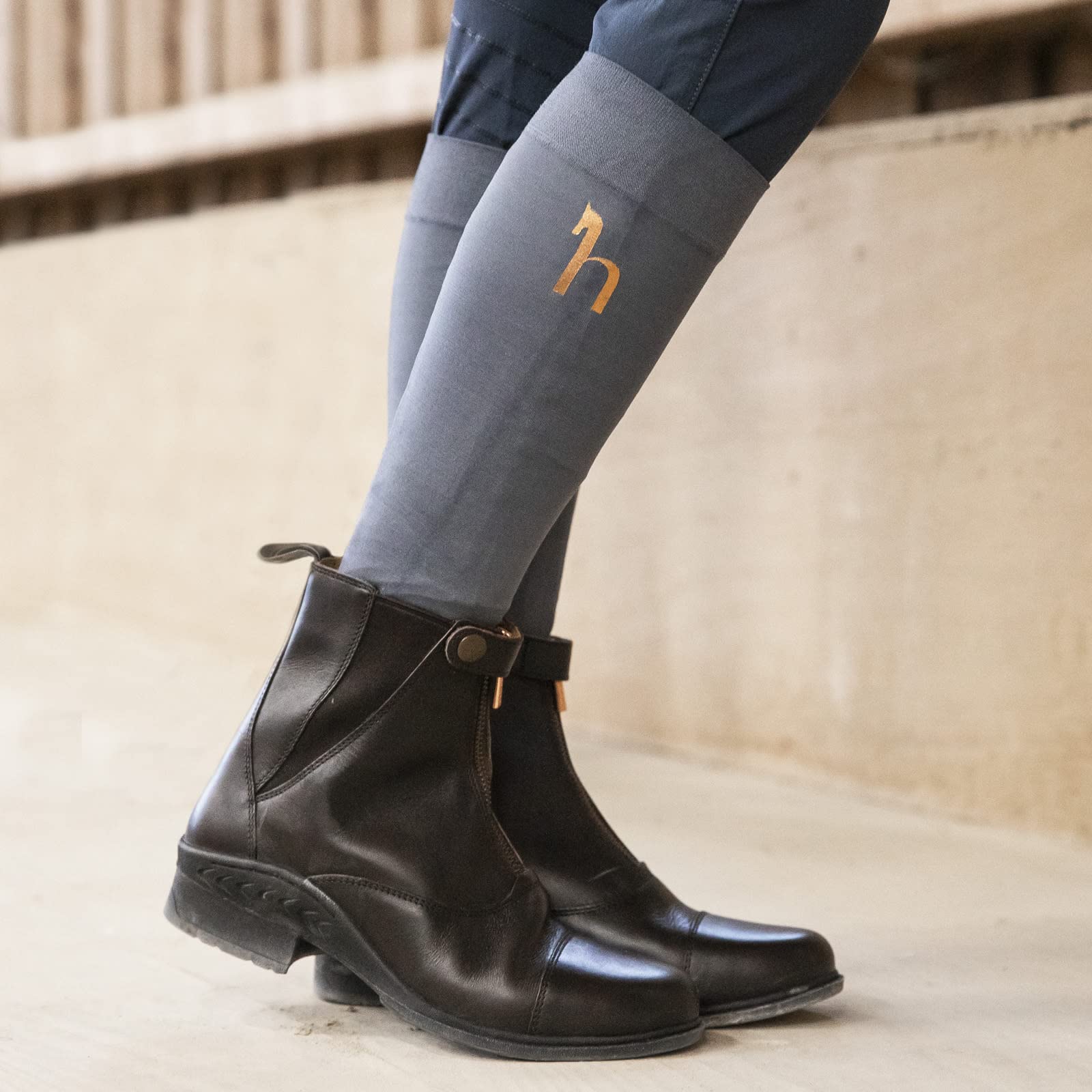 HORZE Rose Reitstiefeletten aus Leder mit Reißverschluss, Braun, 41