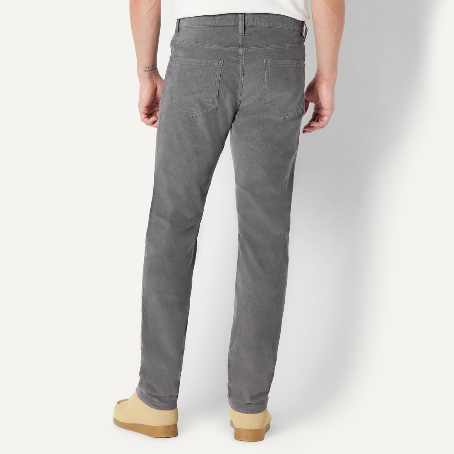 Amazon Essentials Men's Slim Fit 5 Pocket Corduroy Pant - Image 3