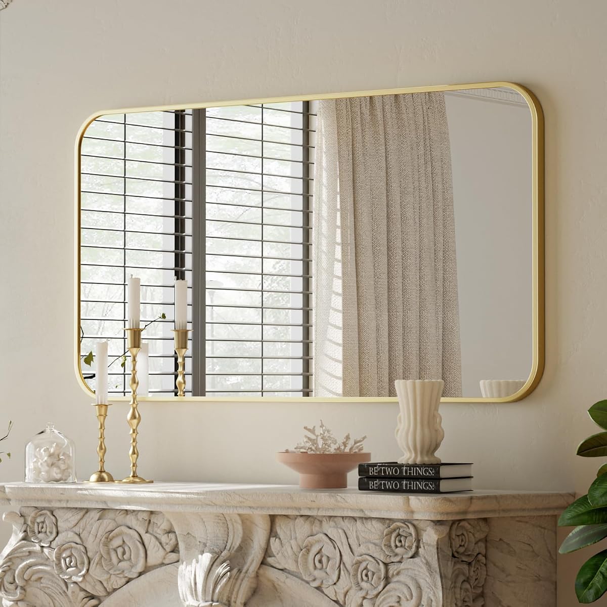 BEAUTYPEAK Espejo de tocador rectangular con marco de metal dorado de 30 x 48 pulgadas, esquinas redondeadas | Espejo de baño montado en la pared para granja, baño, entrada, colgante horizontal o vertical