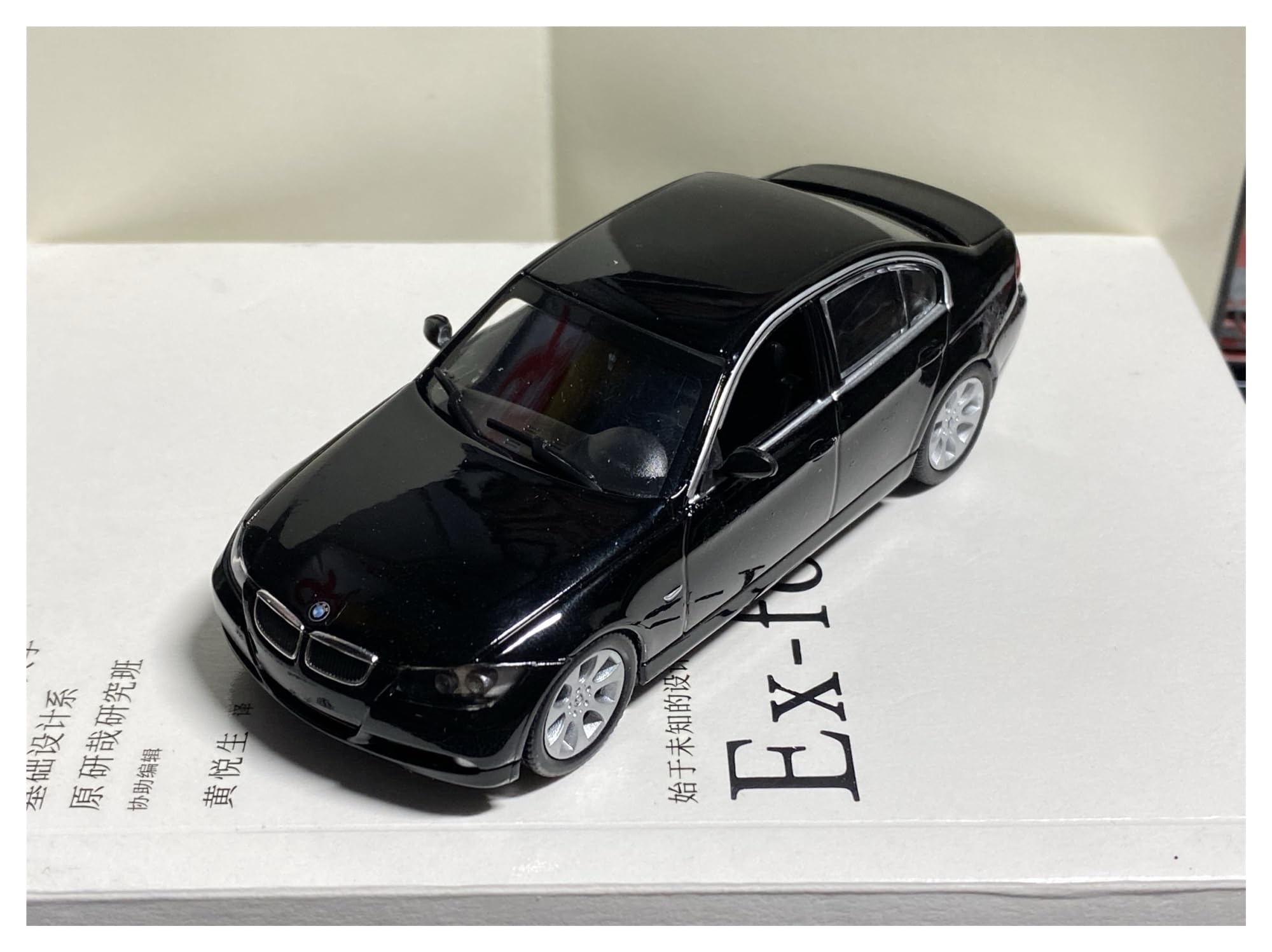 Auto In Miniatura 1 43 Per BMW Serie 3 E90 330 Simulation Edition Mini Modello Auto In Lega Giocattolo Pressofusa In Metallo