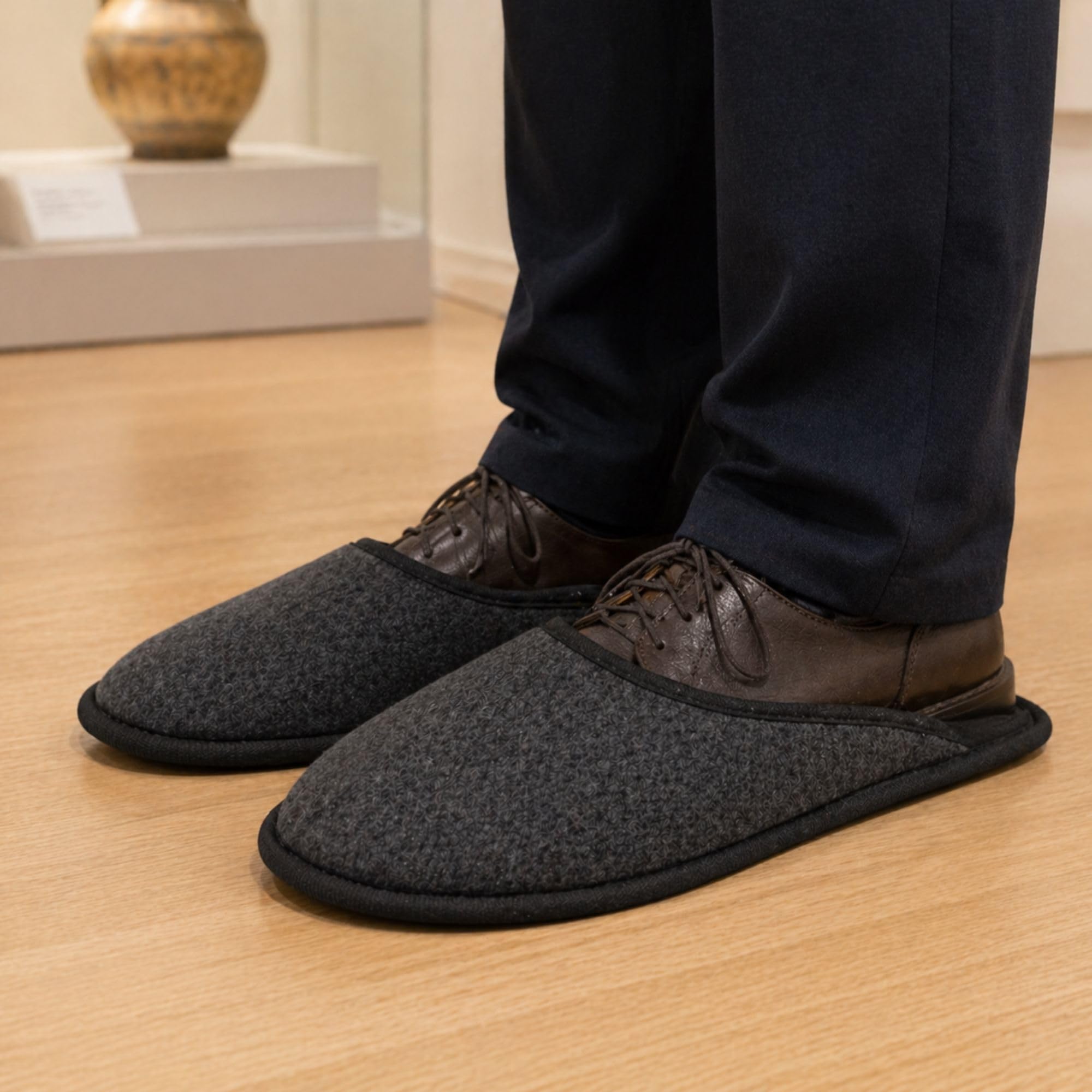 EXKLUSIV HEIMTEXTIL Museumspantoffeln aus Filz – Größe 38-47 - Handwerkerpantoffeln & Besucherschuhe mit Gummiband – Filzüberschuhe zum Bodenschutz gegen Kratzer & Schmutz 5 Paar