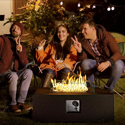 Miniatura 34 de COSIEST Fogata cuadrada de propano de piedra arenisca para exteriores de 35 pulgadas con protector contra el viento y mesa auxiliar, quemador