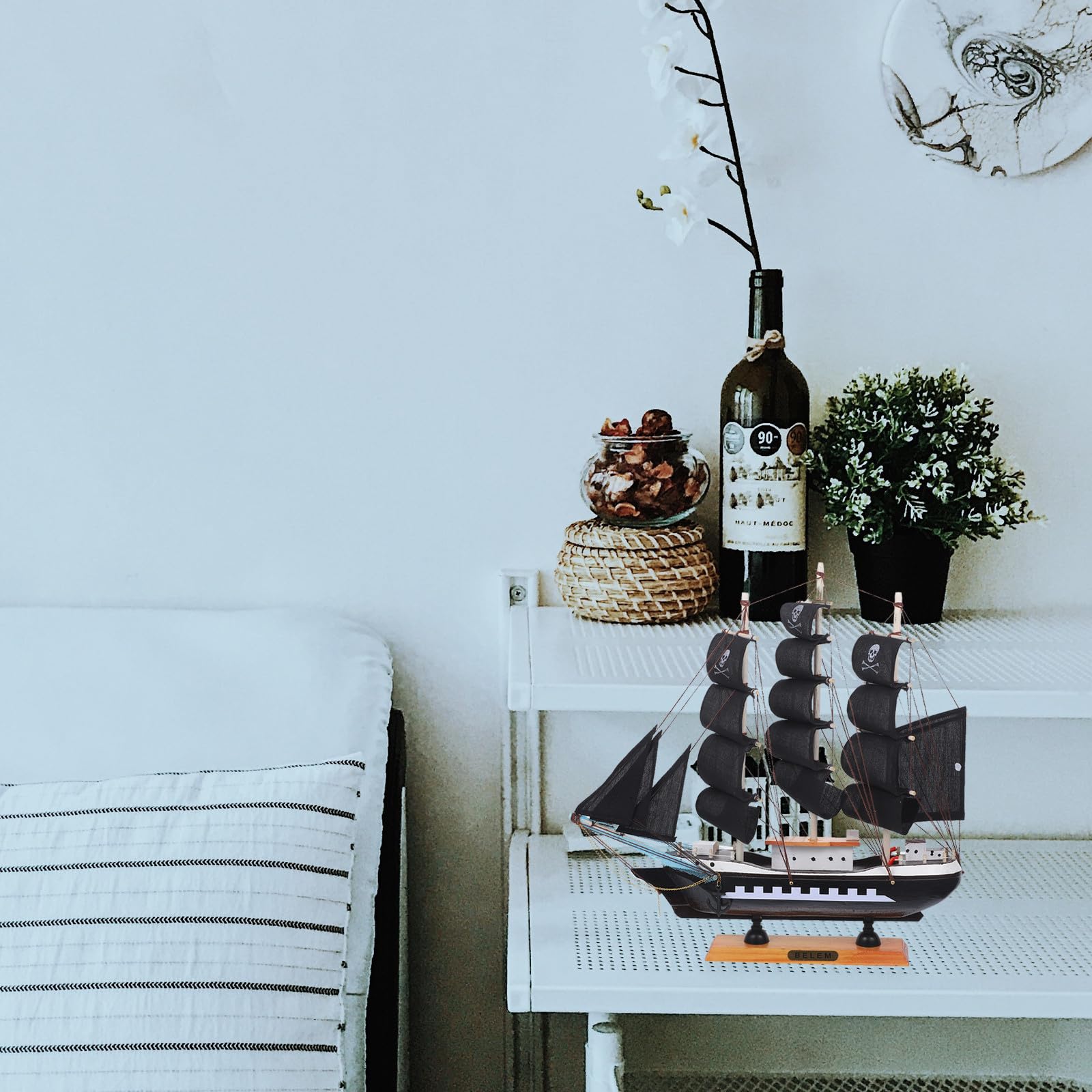 WOONEKY Modello di Barca a Vela Pirata in Legno Nero 33cm per Decorazioni Nautiche Uniche per Vacanze Estive e Arredamento Casa