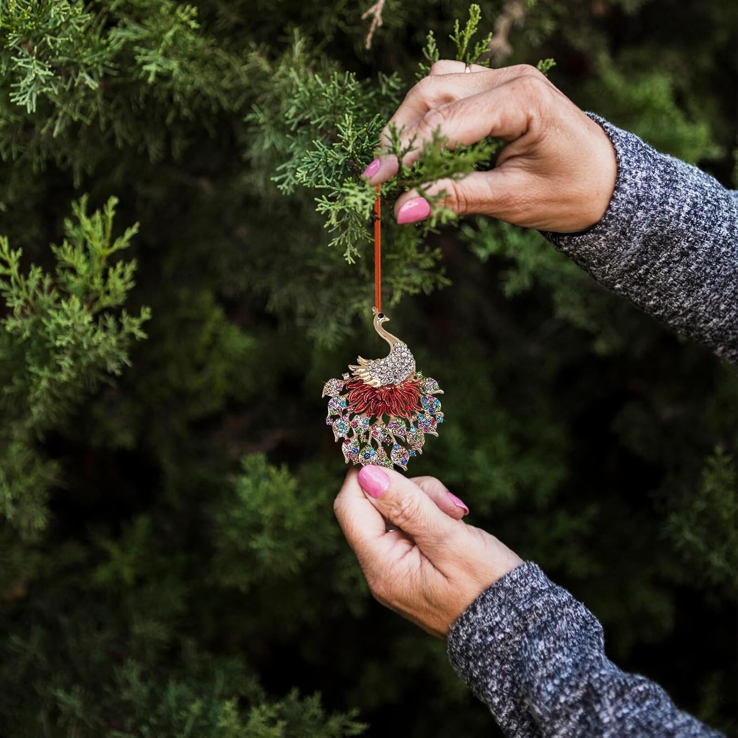 Peacock Christmas Ornaments 2025 Metal Bird Ornament for Christmas Tree Decor Metal Hanging Ornaments for Kids Colorful Rhinestones Peacock Ornament Keepsake Gifts for Women Men - Image 6