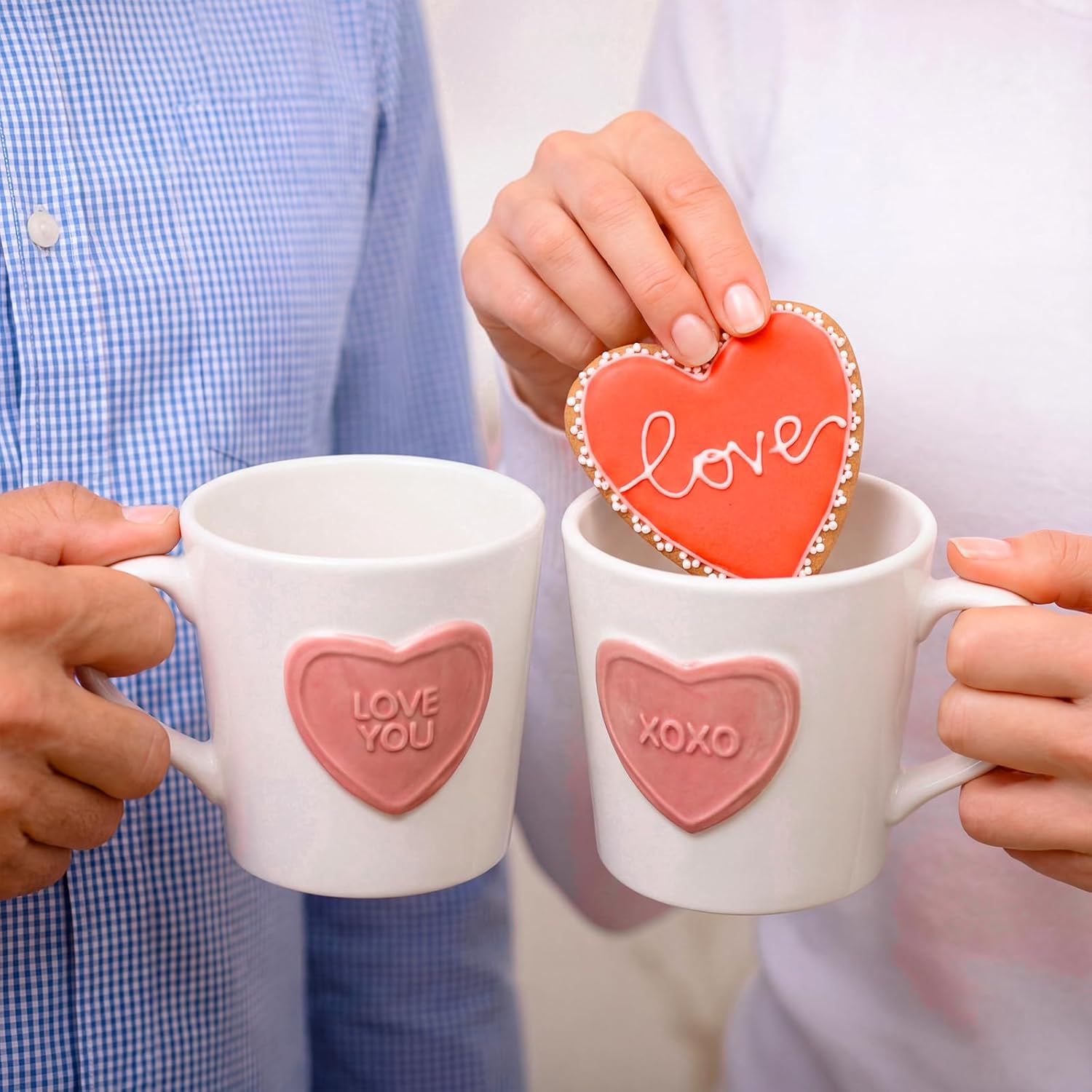 Didaey 2 Pack 14 oz Heart Mug Valentines Gift with 3D Heart “xoxo” “love You” Ceramic Mugs Cute Coffee Mug for Women Tea Cup for Loved Ones, Birthday, Holiday, Christmas, Valentine's Gift