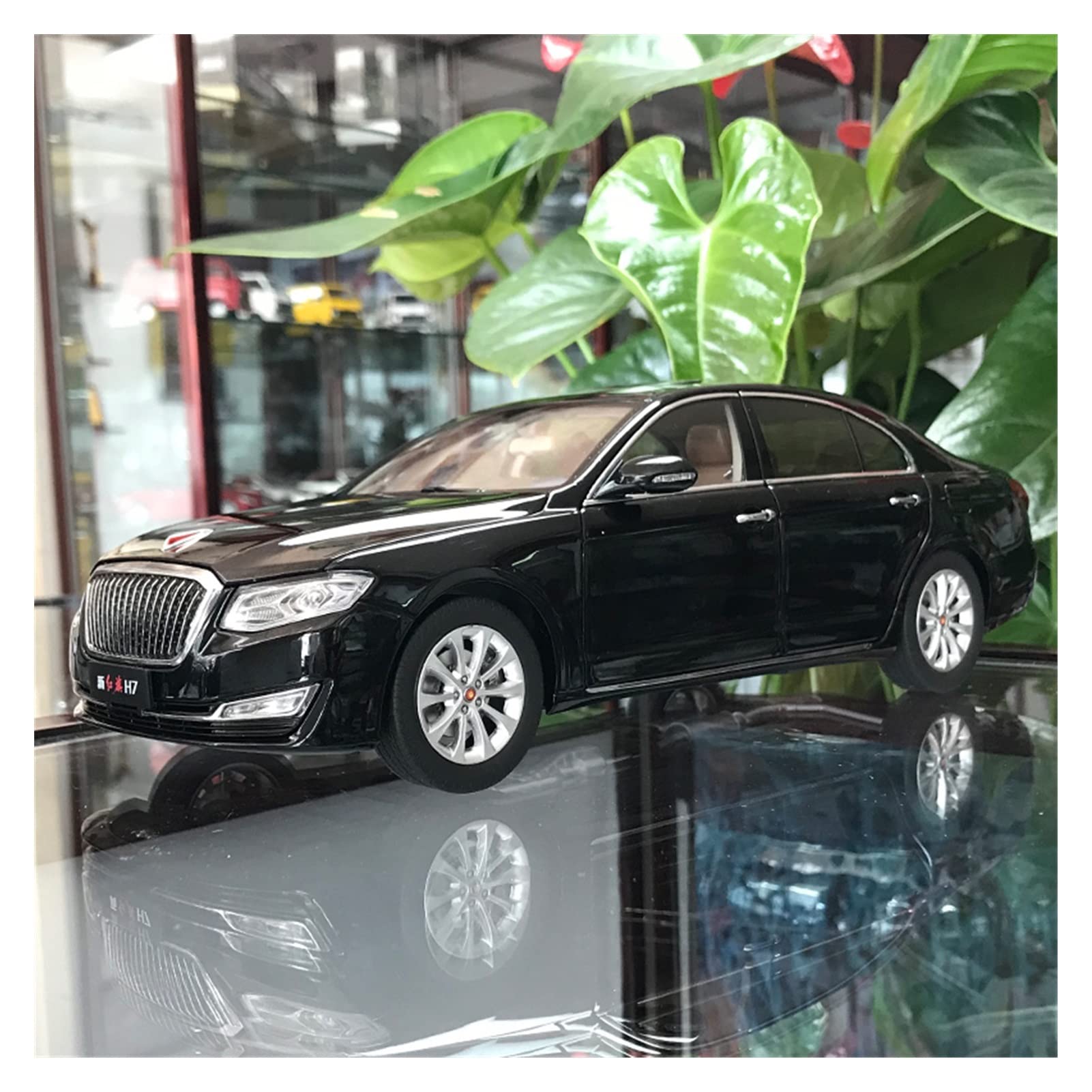 Amazon.co.jp: ダイキャストカー 1:18一汽紅旗H7合金ダイ