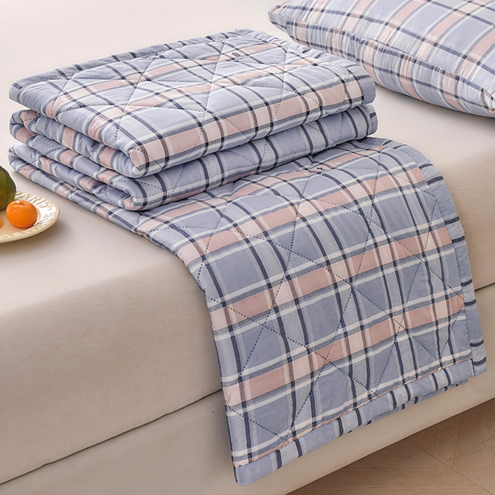 Zcxryfl Blue Thin Summer Cool Quilt- Cotton Duvet- Patchwork Quilts, Lightweight Breathable, For Sofa Throw/Bed Sheet/Cat Dog Blanket, For Hot Nights, Interior Exterior Cotton(Double: 180X200cm,)