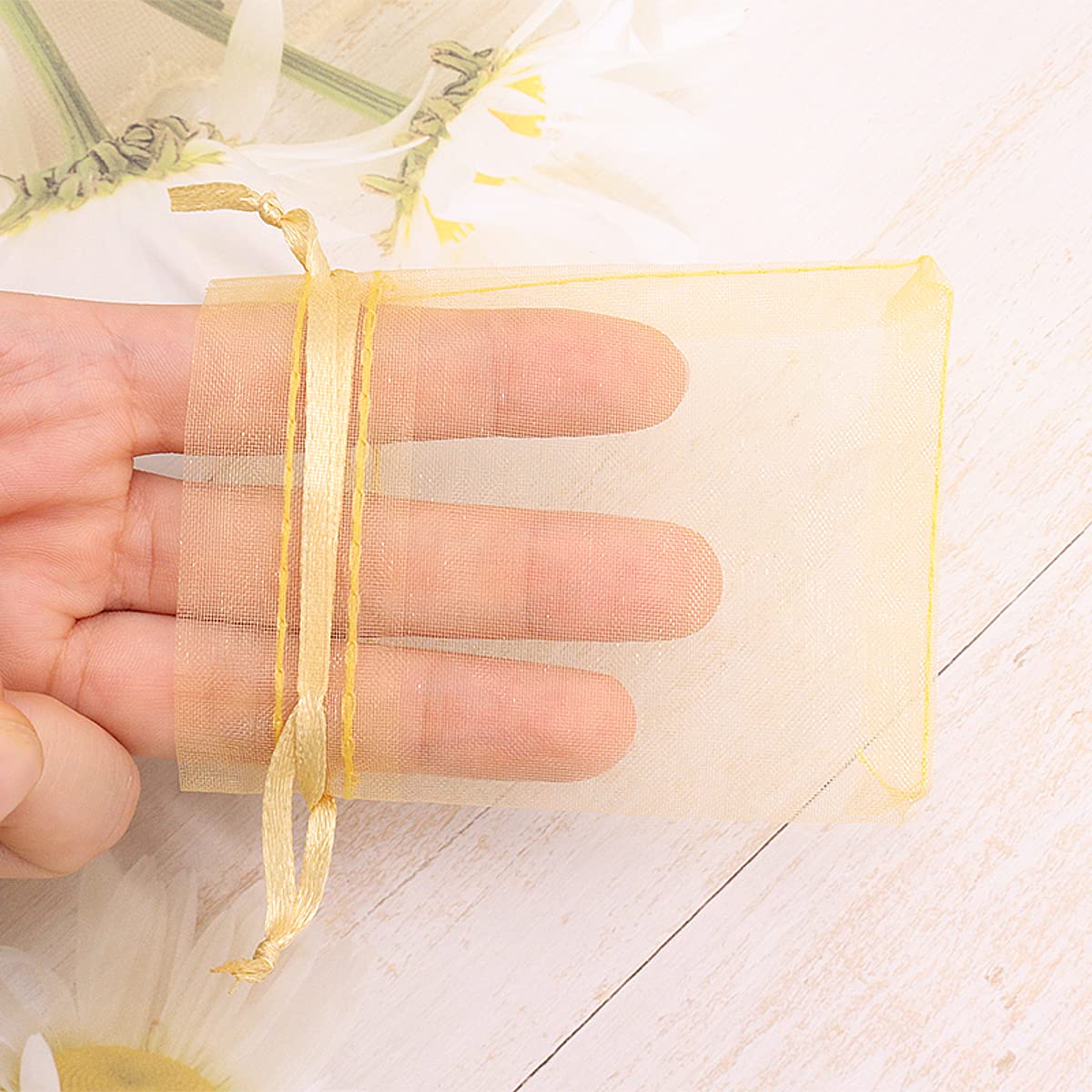 100 stuks 13x18cm Trekkoord Organza Zakjes Sieraden Verpakking Zakjes Geschenken Zakjes Tule Snoep Zakjes Bruiloft Kerst Benodigdheden kopen vanaf een prijs van 8.25