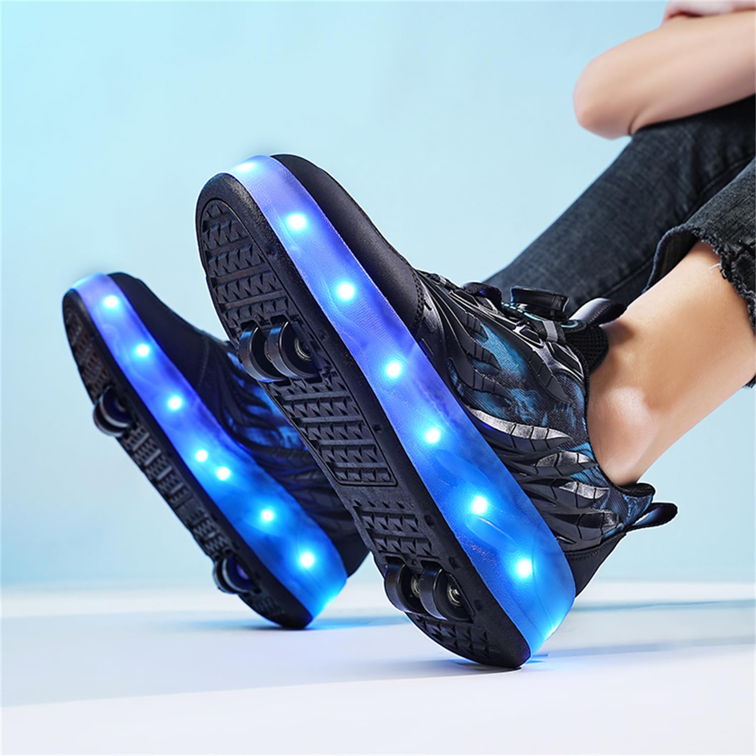 Unisex Kinder LED Licht USB Wiederaufladbar Skateboardschuhe mit Vier Rollen,Abnehmbar, Stabiler und Sicherer Outdoor Sport Fitnessschuhe Gymnastik Running Sneaker für Jungen Mädchen
