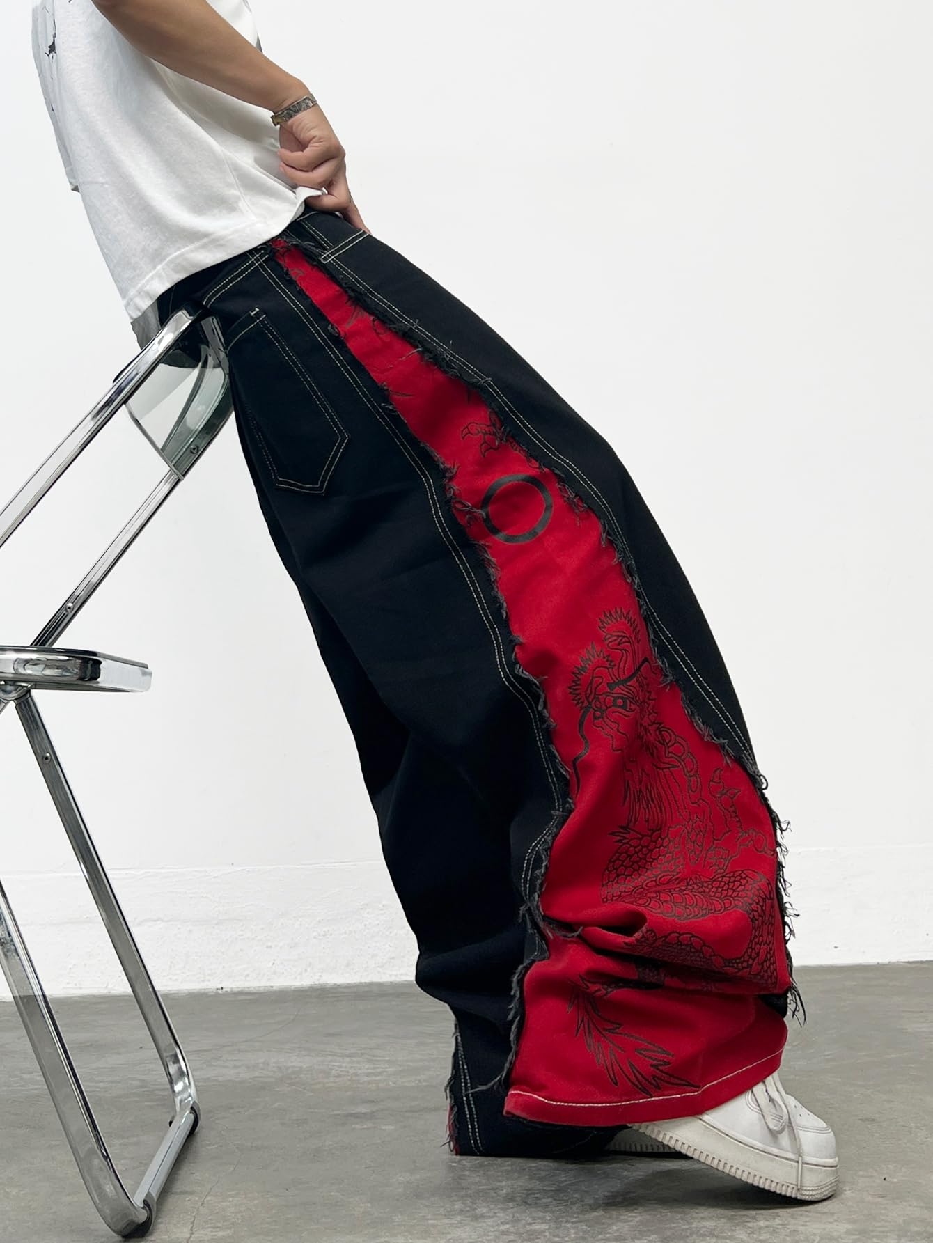 Jeans larghi da uomo a gamba larga nero rosso patchwork drago stampa denim pantaloni larghi pantaloni hip hop streetwear