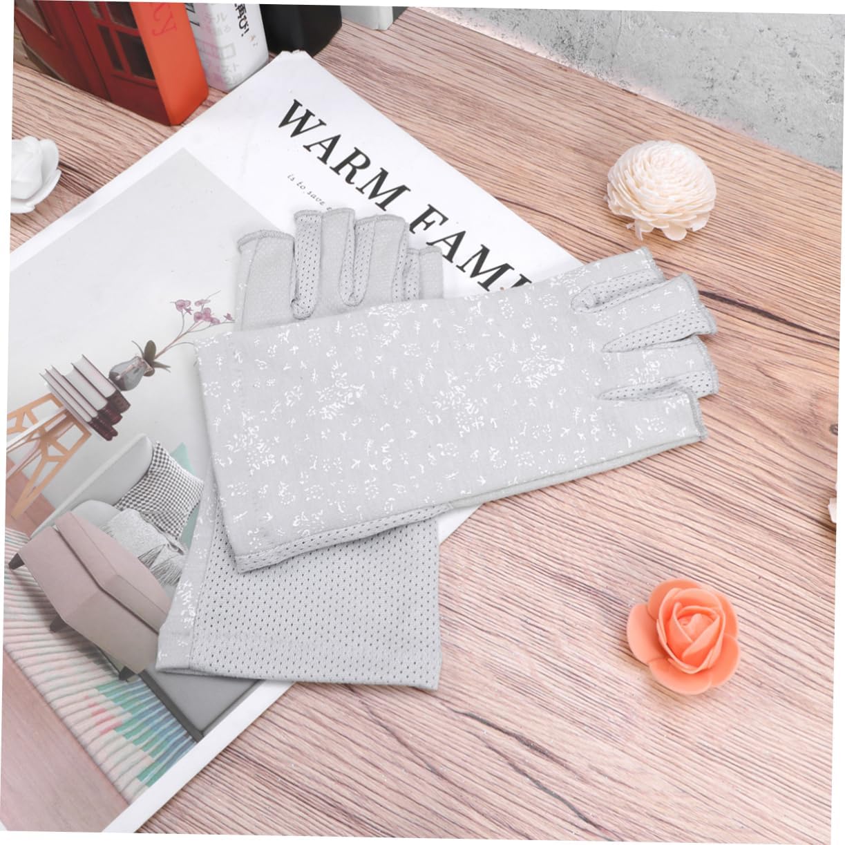 Half Finger Protective Gloves for Women Gray Slip Riding Gloves Practical Material for Driving Outdoor Use Comfortable Skin Touch
