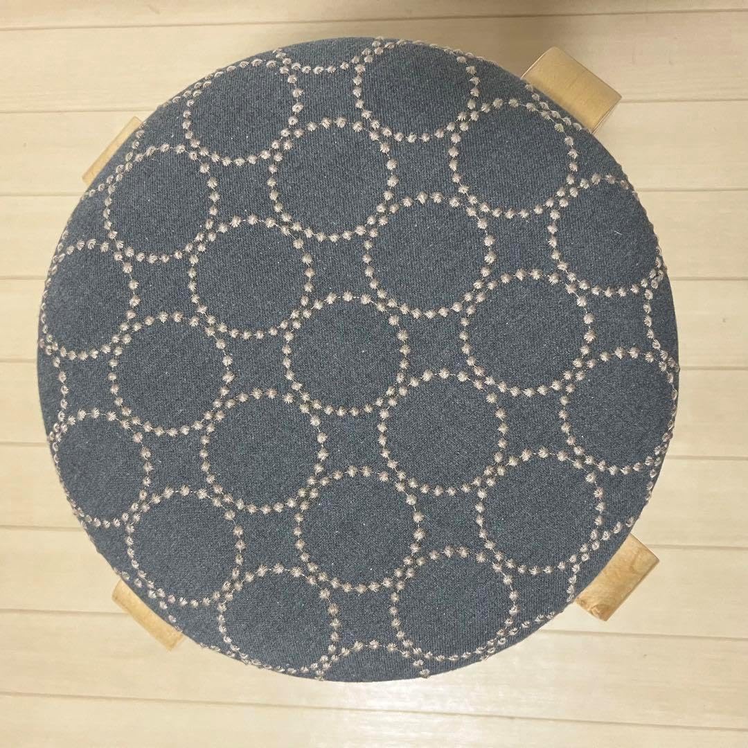 ミナペルホネン dop タンバリン 丸スツール 【グレーブル】椅子 スタッキング ミナペルホネン dop タンバリン 丸 スツール 【グレー】 椅子