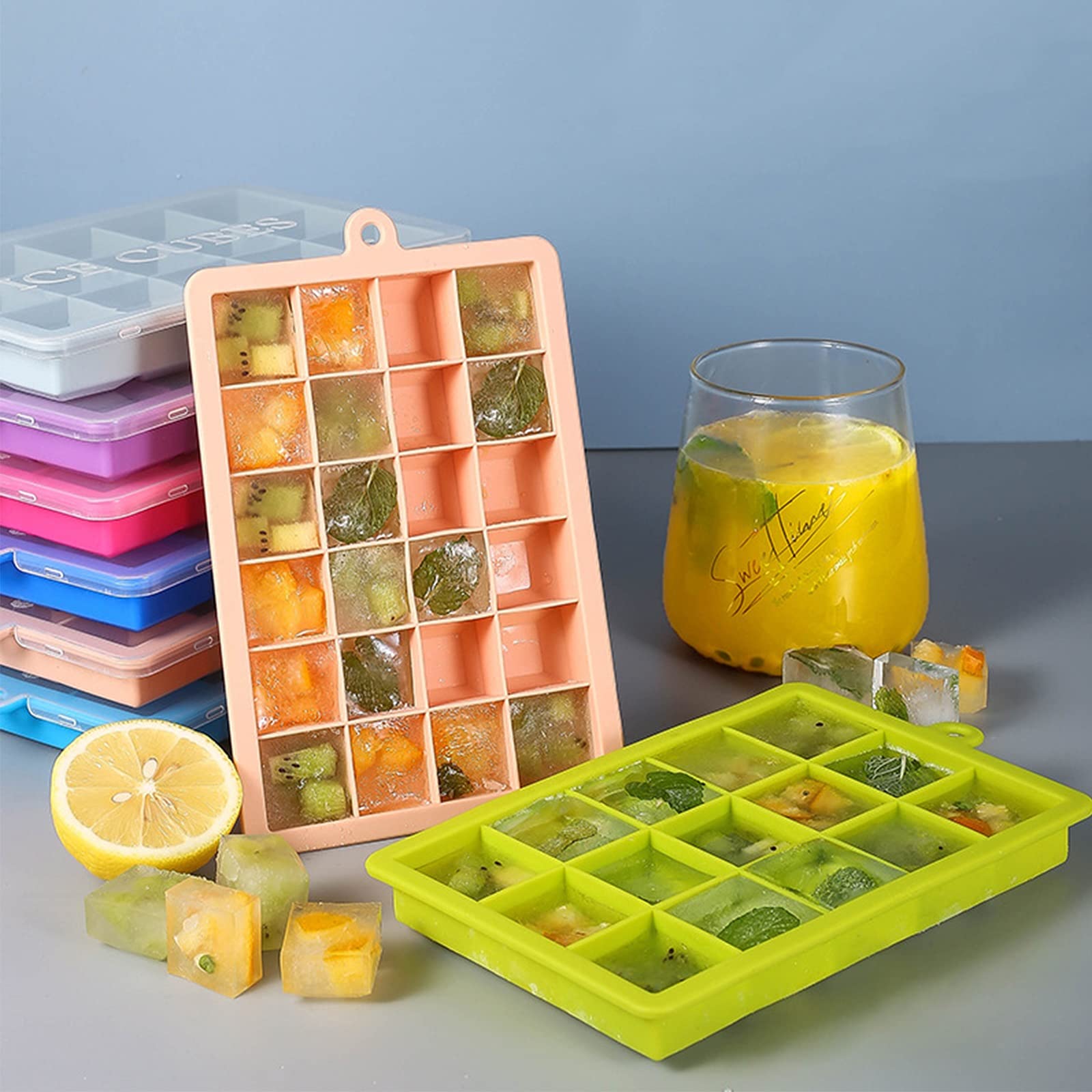 5er-Pack rosa Silikon-Eiswürfelform mit Deckel, stapelbare Gefrierform für 24 Eiswürfel, leicht zu lösen und wiederverwendbar, BPA-frei