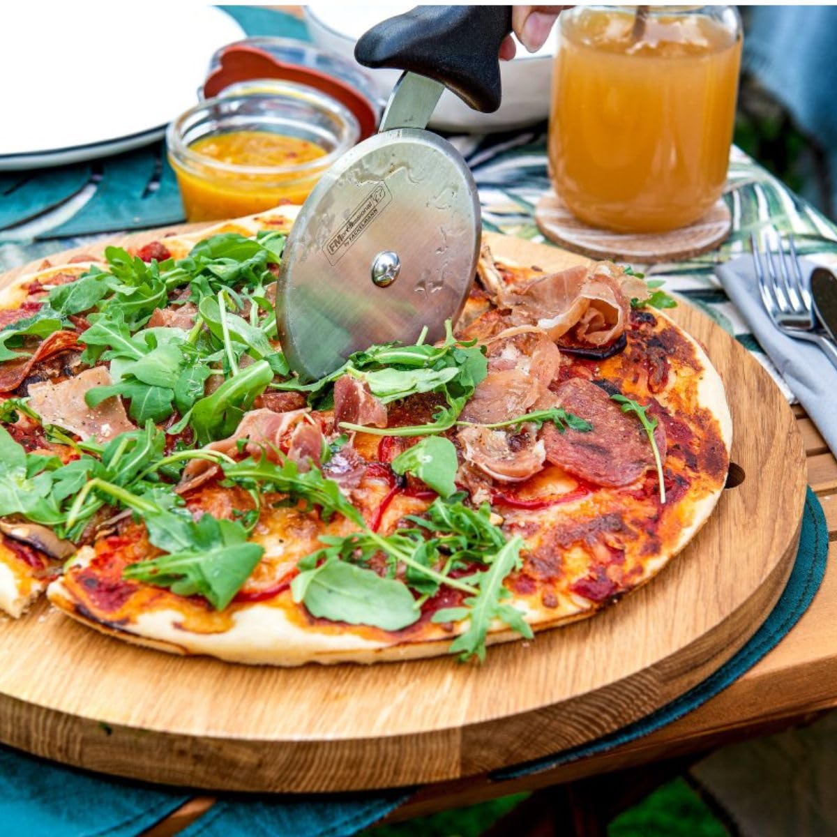 FMprofessional 9913750 Pizzaschneider, Pizzaschneider, perforiert, Tiefkühl-Pizzablech, Edelstahl, Aluminium, 32 cm, 21 cm