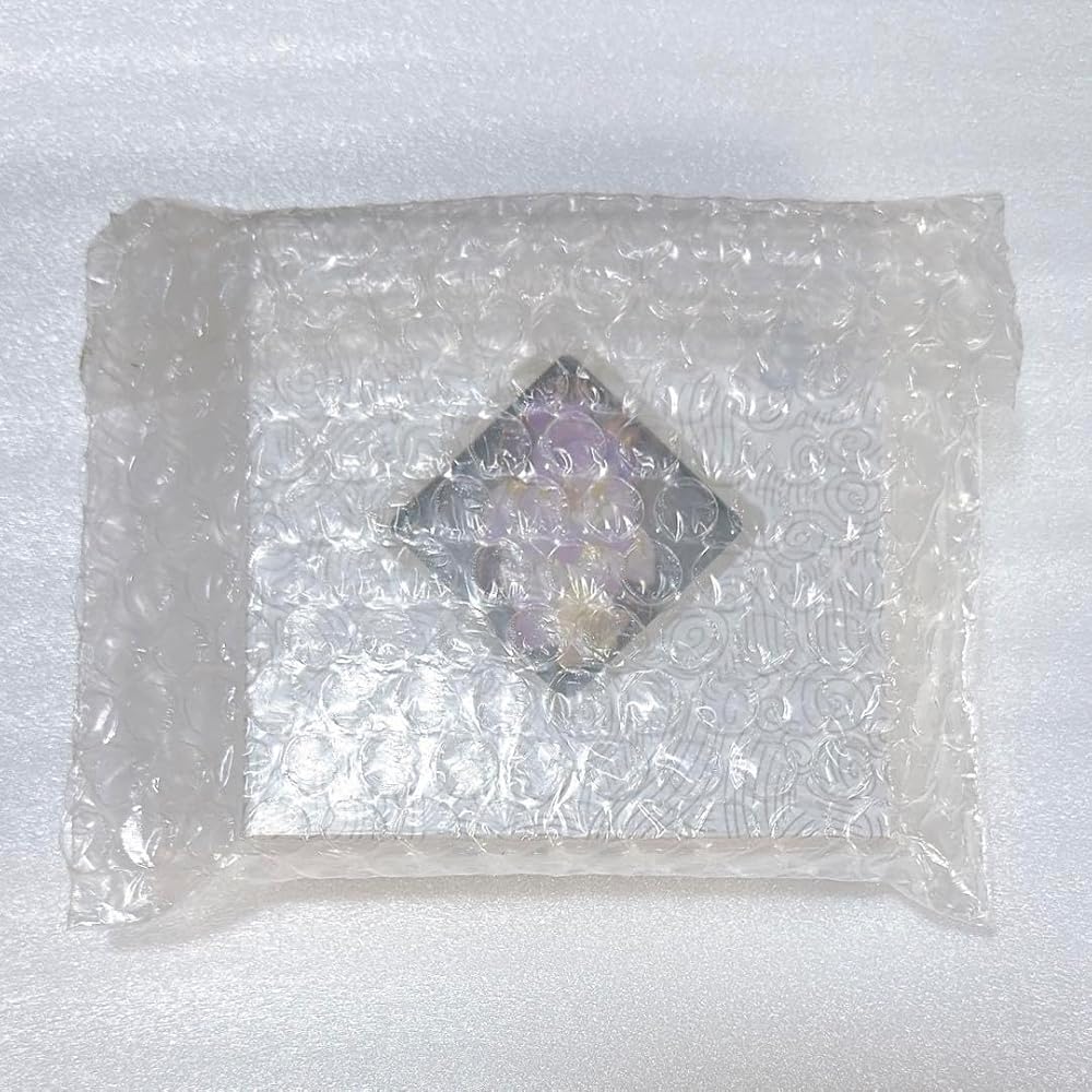 【新品・未開封】sky 花笑むパープルのケープ ピンバッジ【未連携】 ピンバッジ 花笑むパープルのケープ – thatskyshop JP