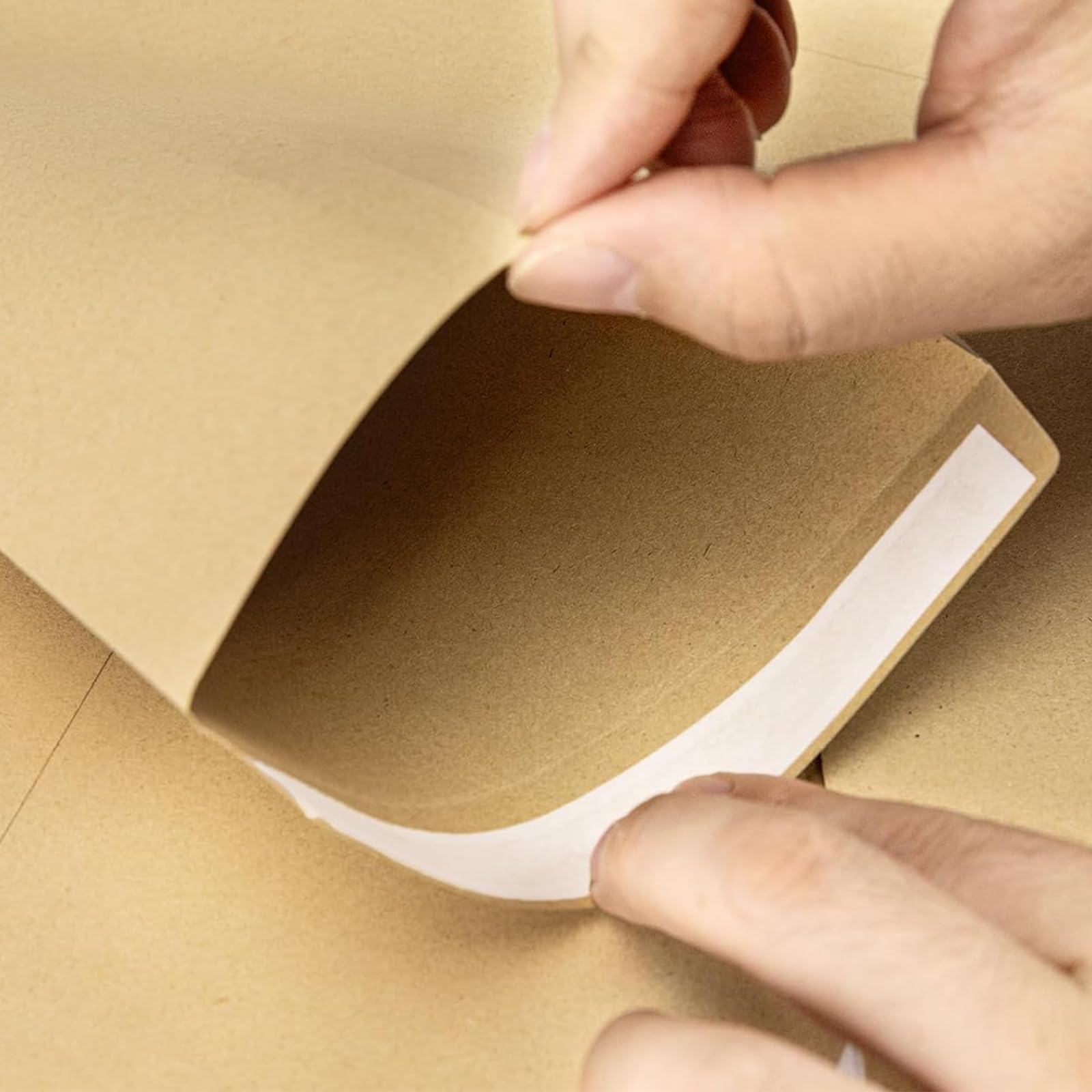Buste Postali In Carta Kraft Marrone Autosigillanti – Ecologiche E Resistenti