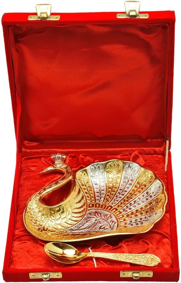 Brass Solid Platter with Velvet Box - Set of 2, Multicolour