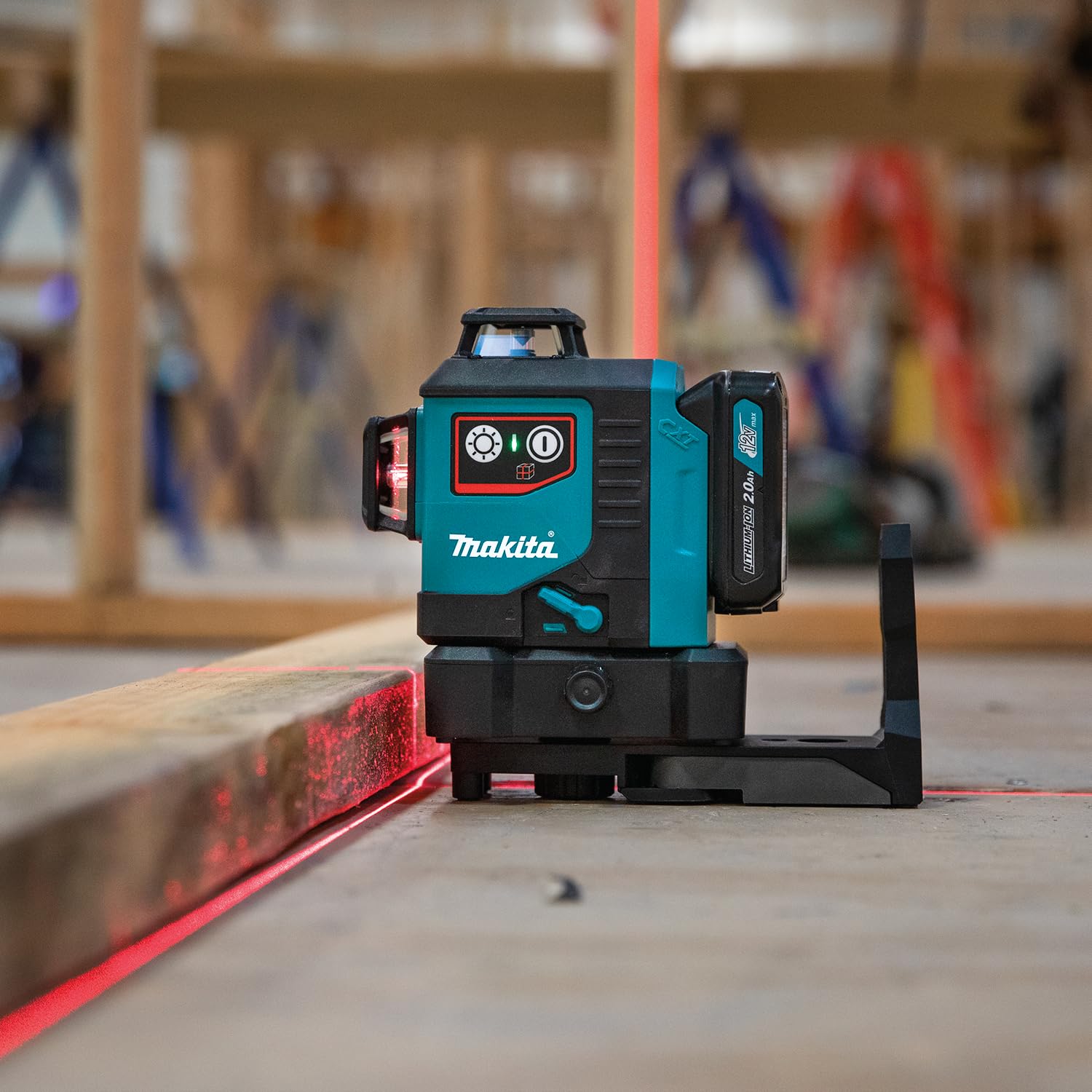 Makita SK700D 12V max CXT Lithium-Ion Cordless Self-Leveling 360° 3-Plane Red Laser, Class II, 635 nm, 2 mW, Tool Only