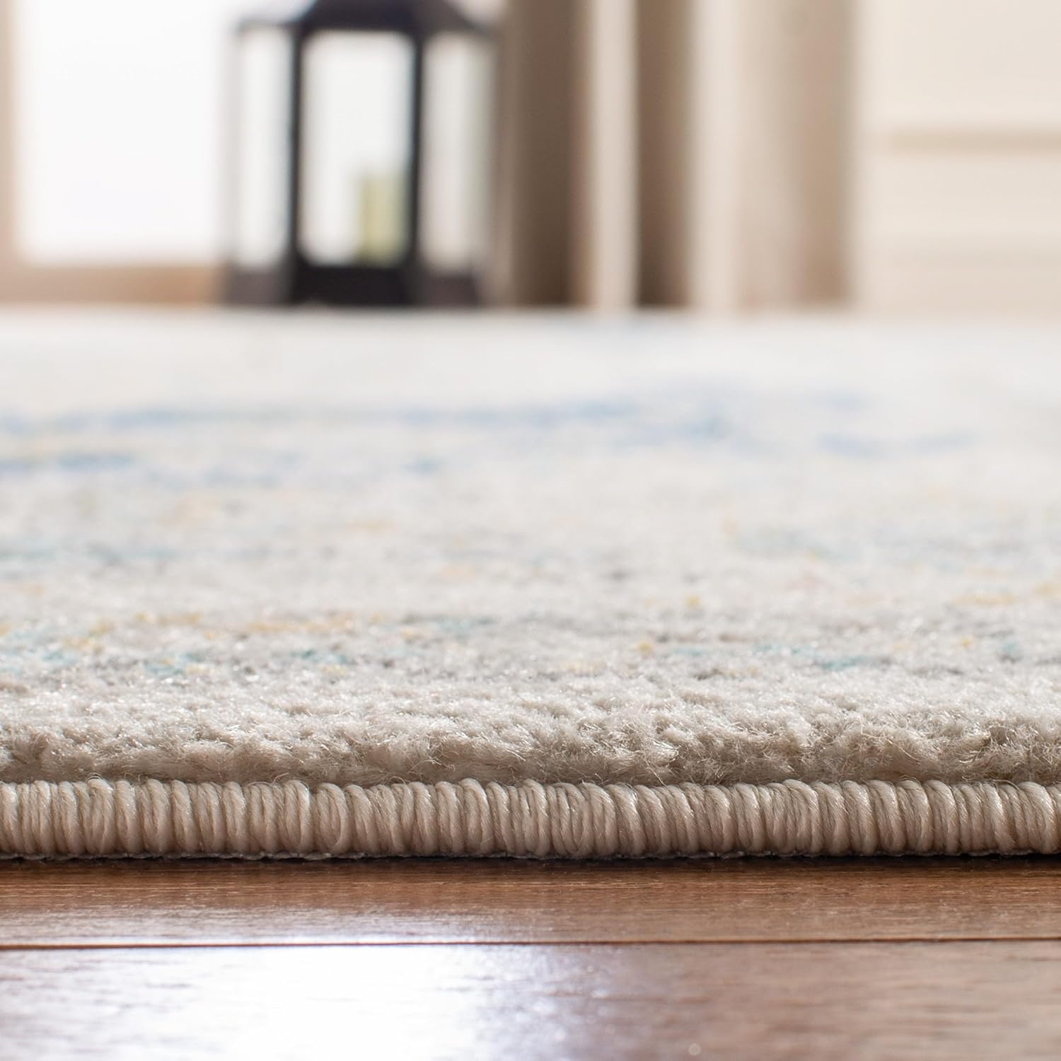 SAFAVIEH Evoke Collection Accent Rug - 2'2" x 5', Ivory & Blue, Shabby Chic Oriental Medallion Design, Non-Shedding & Easy to Clean, Ideal for Foyer, Kitchen, Entryway (EVK220C)