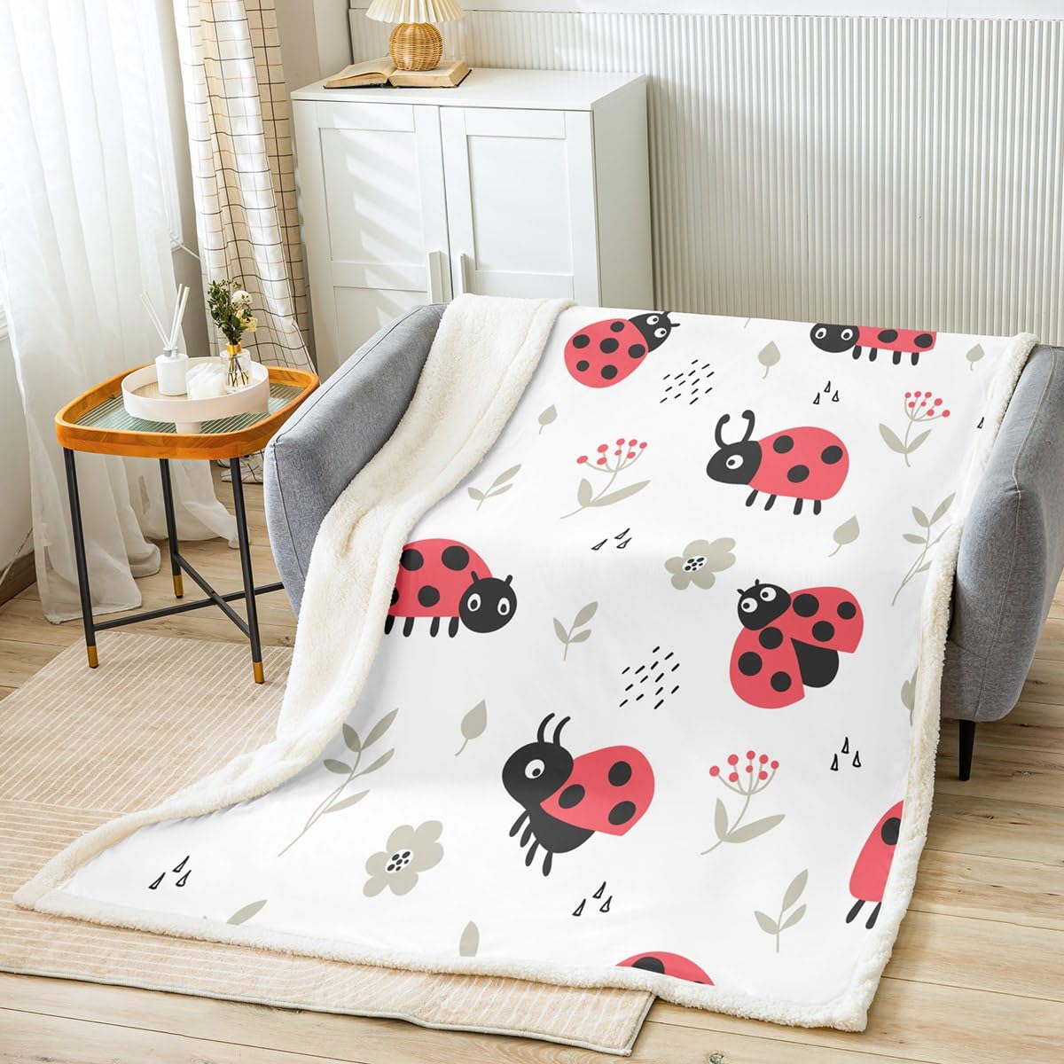 Mugod Marienkäfer Überwurf – 100x130 Cm, Flanell, Weich & Warm, Mit Süßem Blumen- & Punkte-Muster