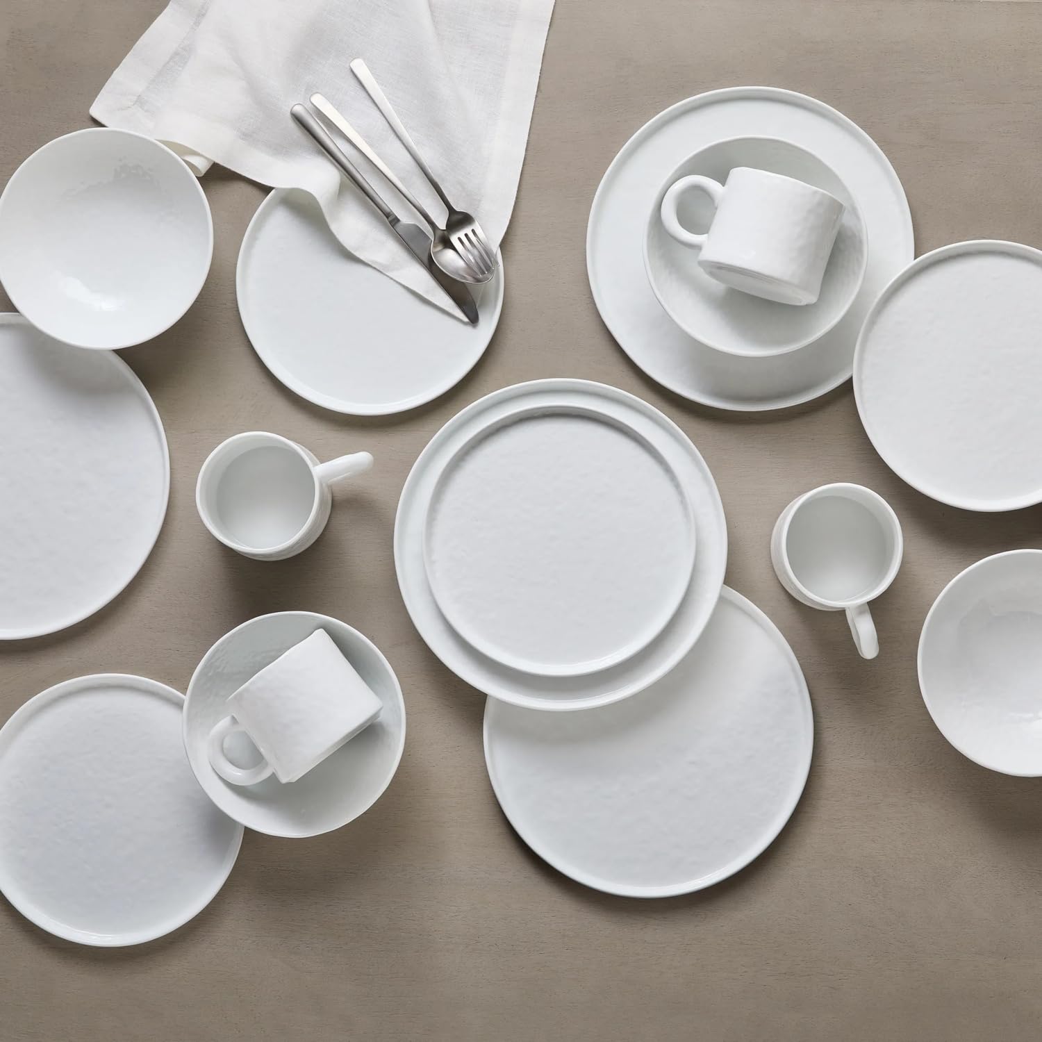 Amazon.com | Sur La Table White Porcelain Dinnerware Set – 16