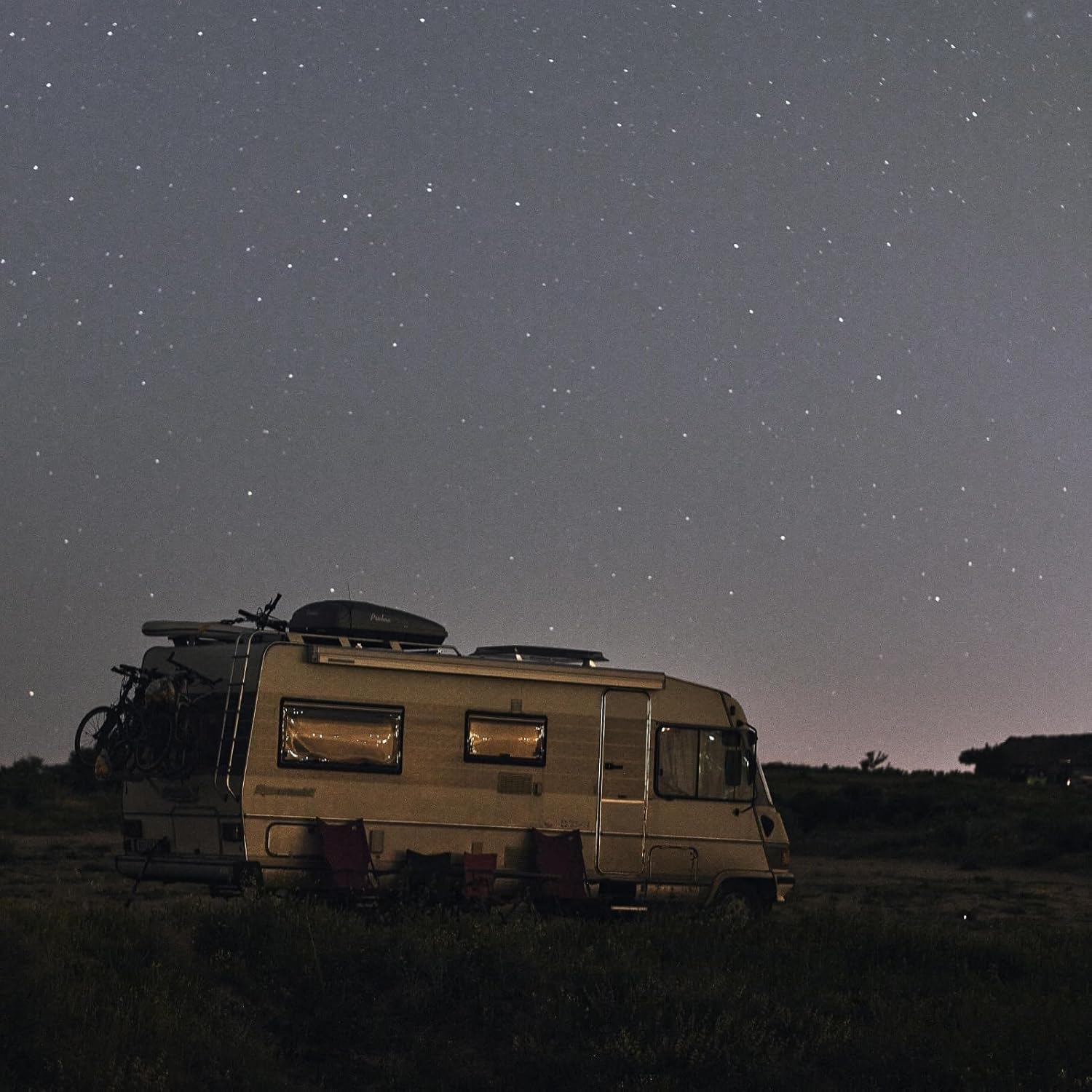 RV Exterior Shower Box Outdoor Camper Trailer Shower Kit with Shower Faucet Shower Head and Hose wall box portable use for Camper Van Travel Trailer Motorhome and Boat (Black)