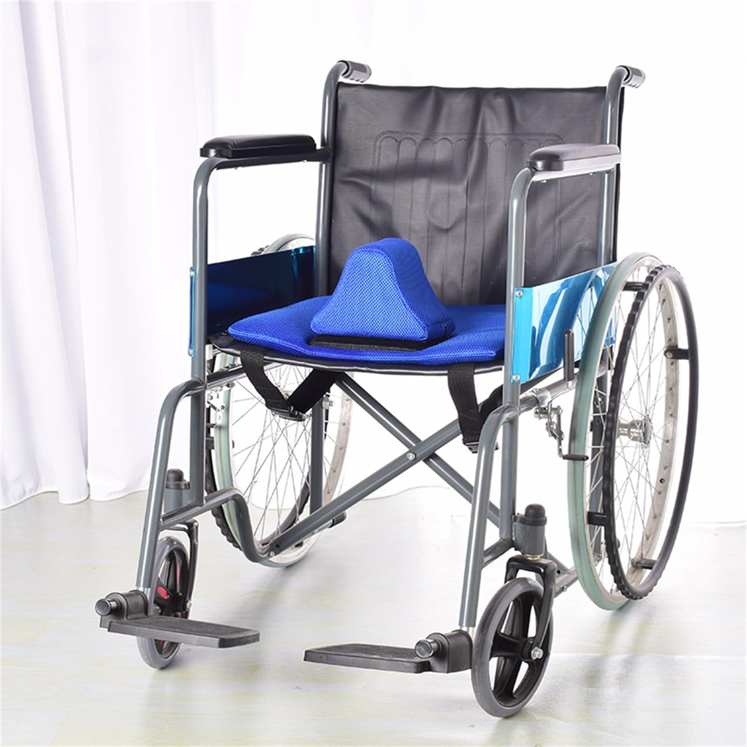週末お値下げ　早い者勝ち　ROHO 車椅子用クッション imgrc0069379389.jpg