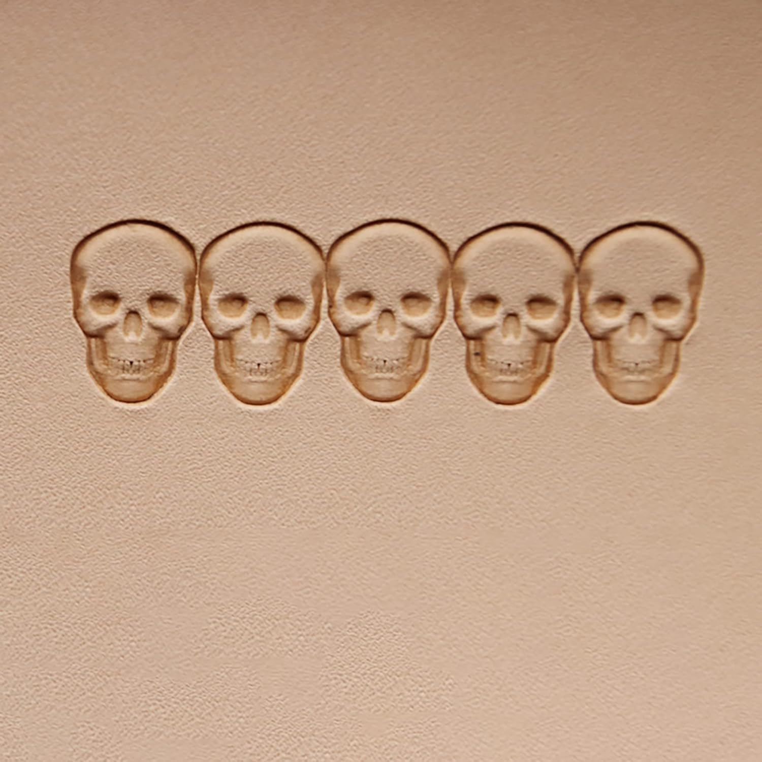 RUIQIN Leather Stamps, Skull Pattern Leather Stamping Tools, Professional Leather Carving Tools, Leather Crafting Tools for Leather Working and Leathercraft (KCBP-10)