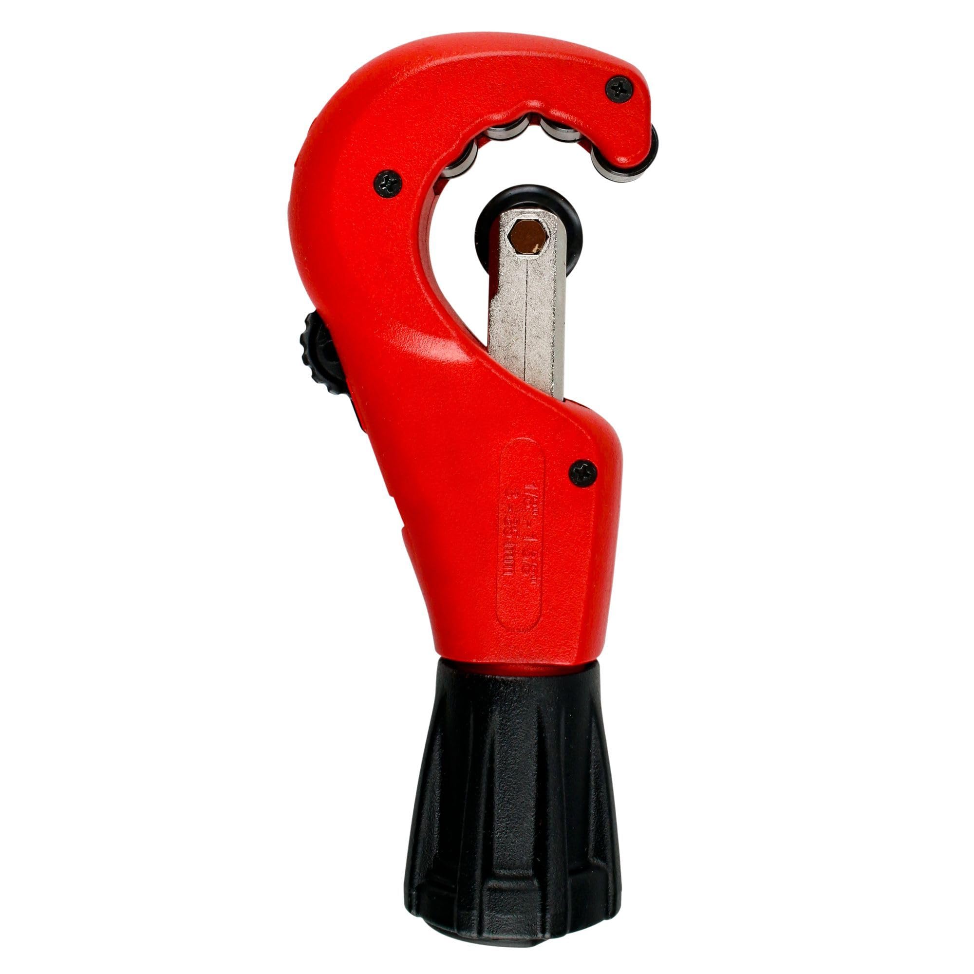 URREA 350P 1/4-Inch to 1-3/8-Inch Diameter Pipe Cutter