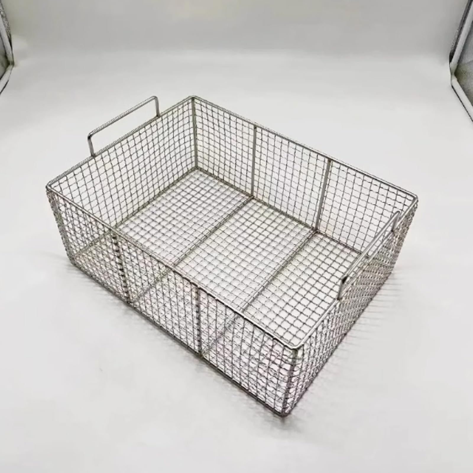 Versátil 304 Cesta de esterilización de Acero Inoxidable con Mango, diseño de Malla para la desinfección efectiva, Ideal para hospitales y clínicas dentales
